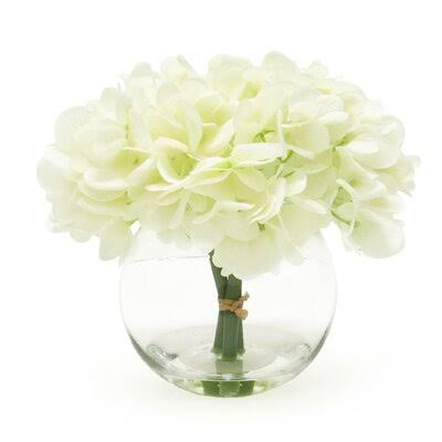 Hydrangea Centerpieces In Vase Flowers Color Cream White WGL 03