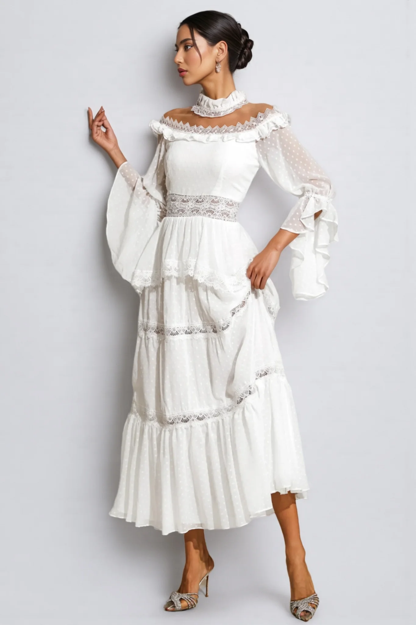 Zevon White Lace Long Sleeve Maxi Dress