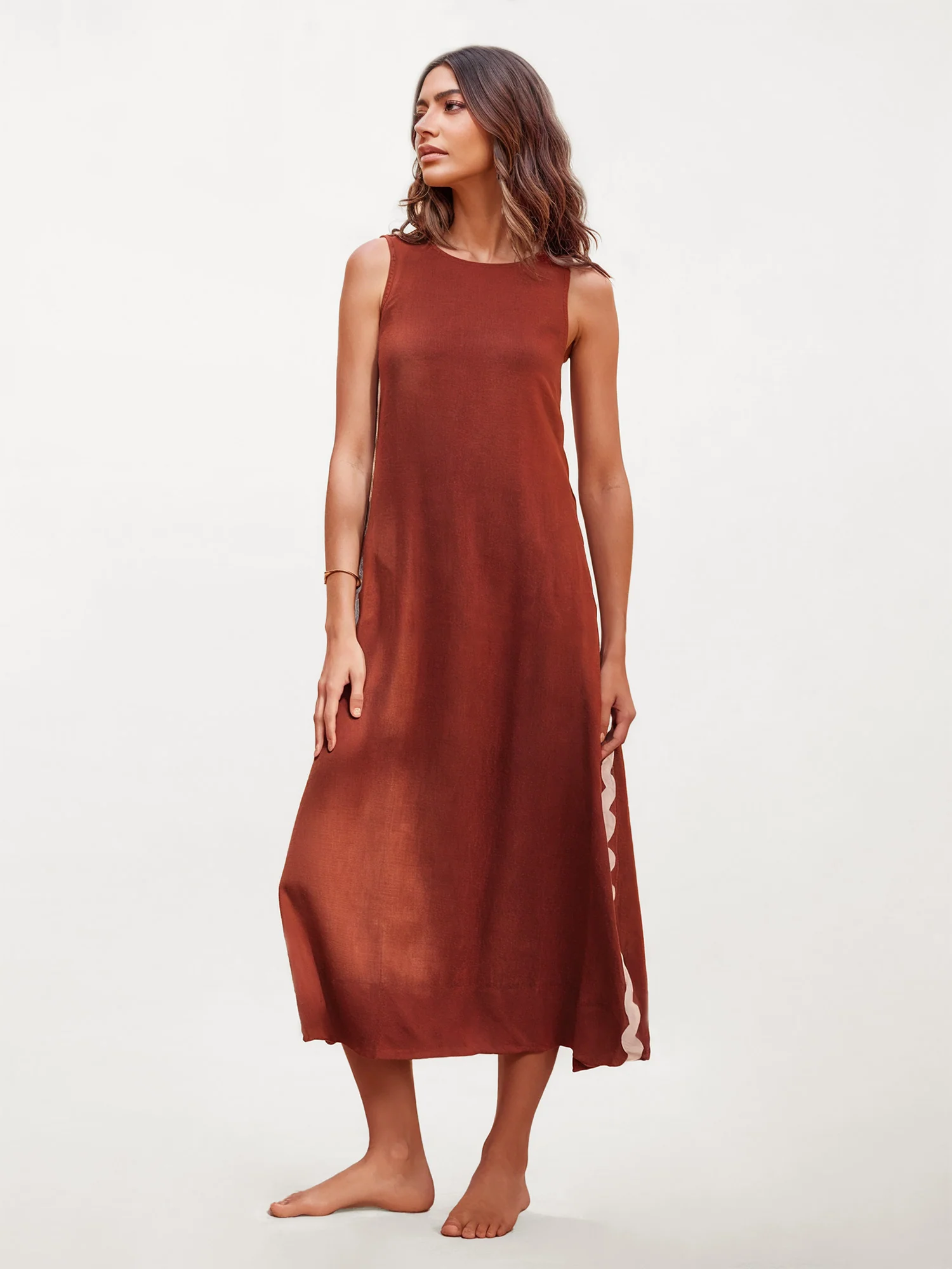 Contrast Trim Side Slit Maxi Dress
