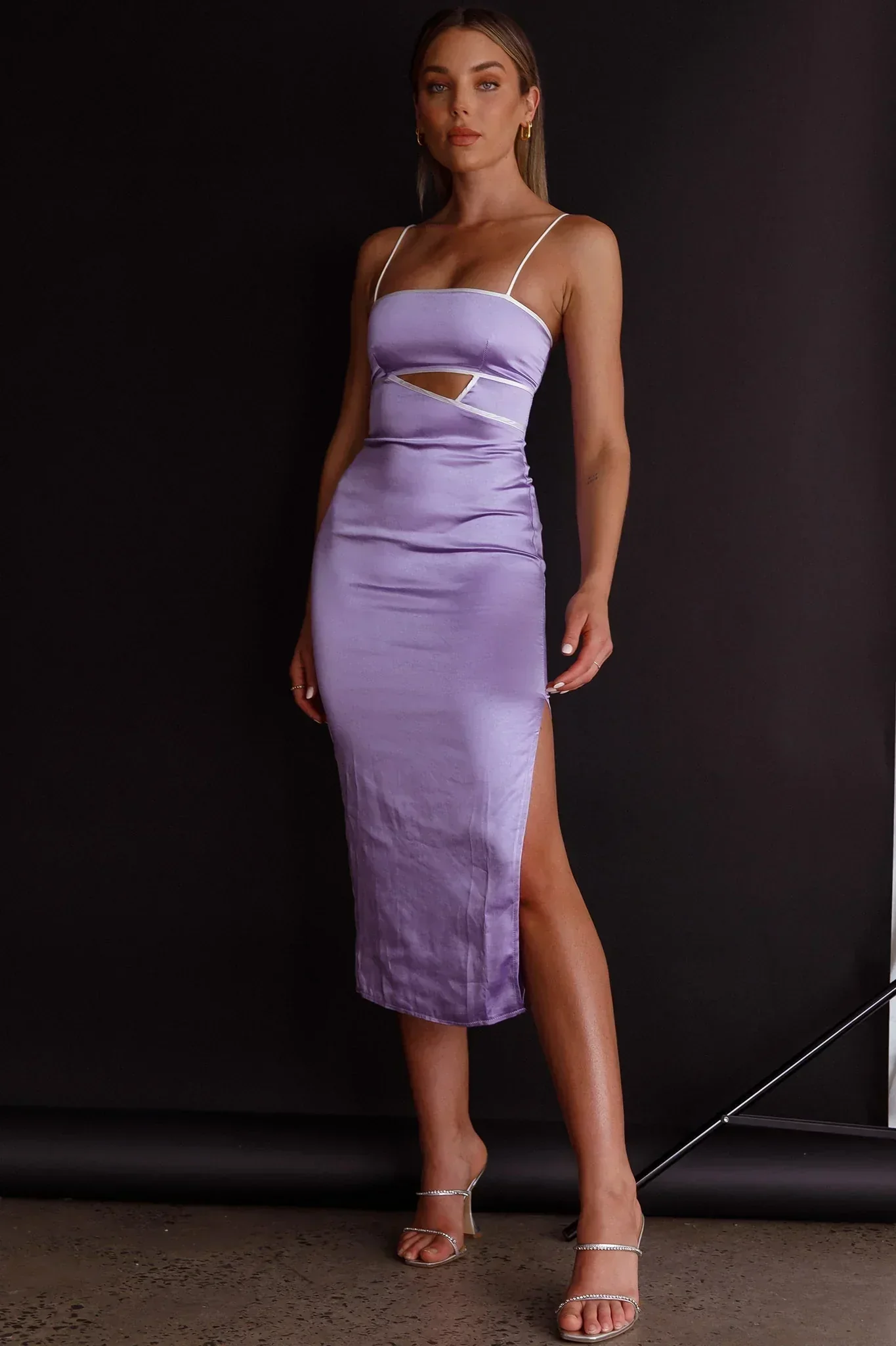 Laia Cut-Out Bodice Midi Dress Lilac