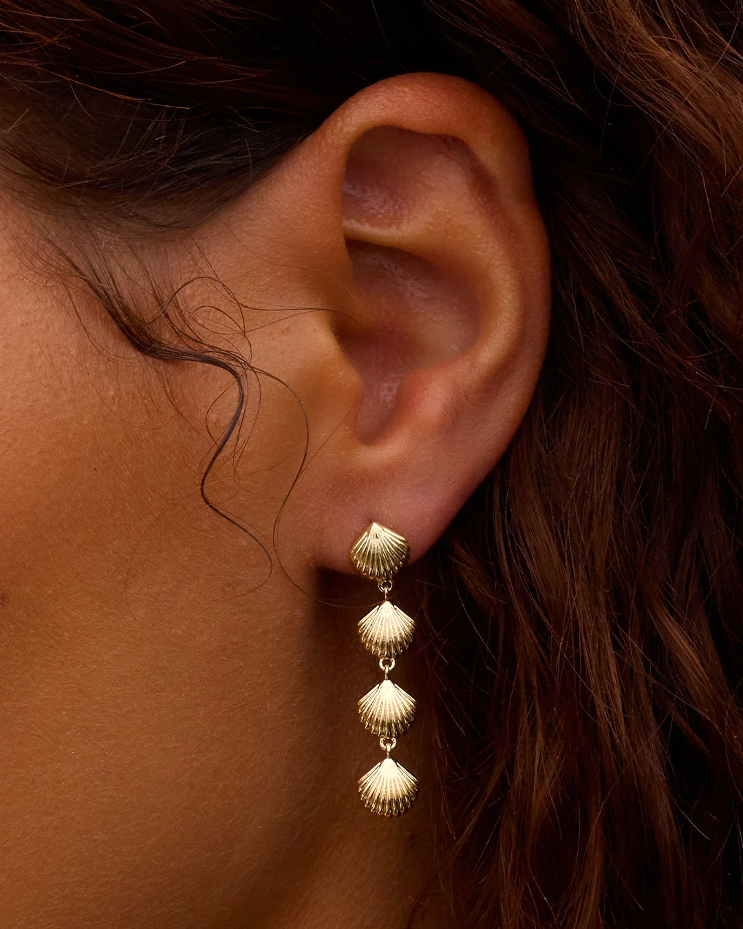 Scallop Mini Drop Earrings