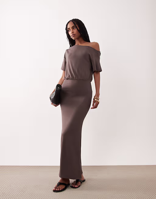 off shoulder blouson midi dress in chocolate