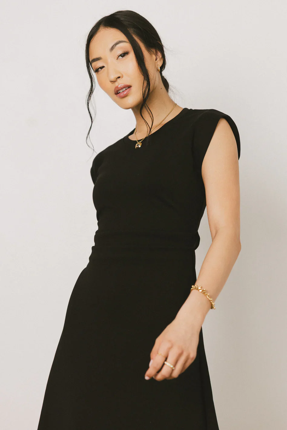 Kyra Midi Dress in Black