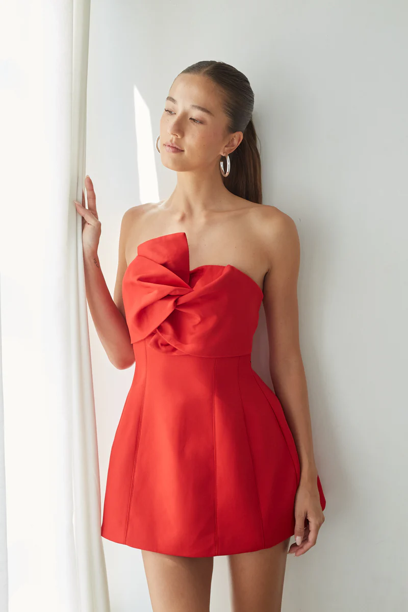 Alix Twist Front Bubble Mini Dress - luluinthesky