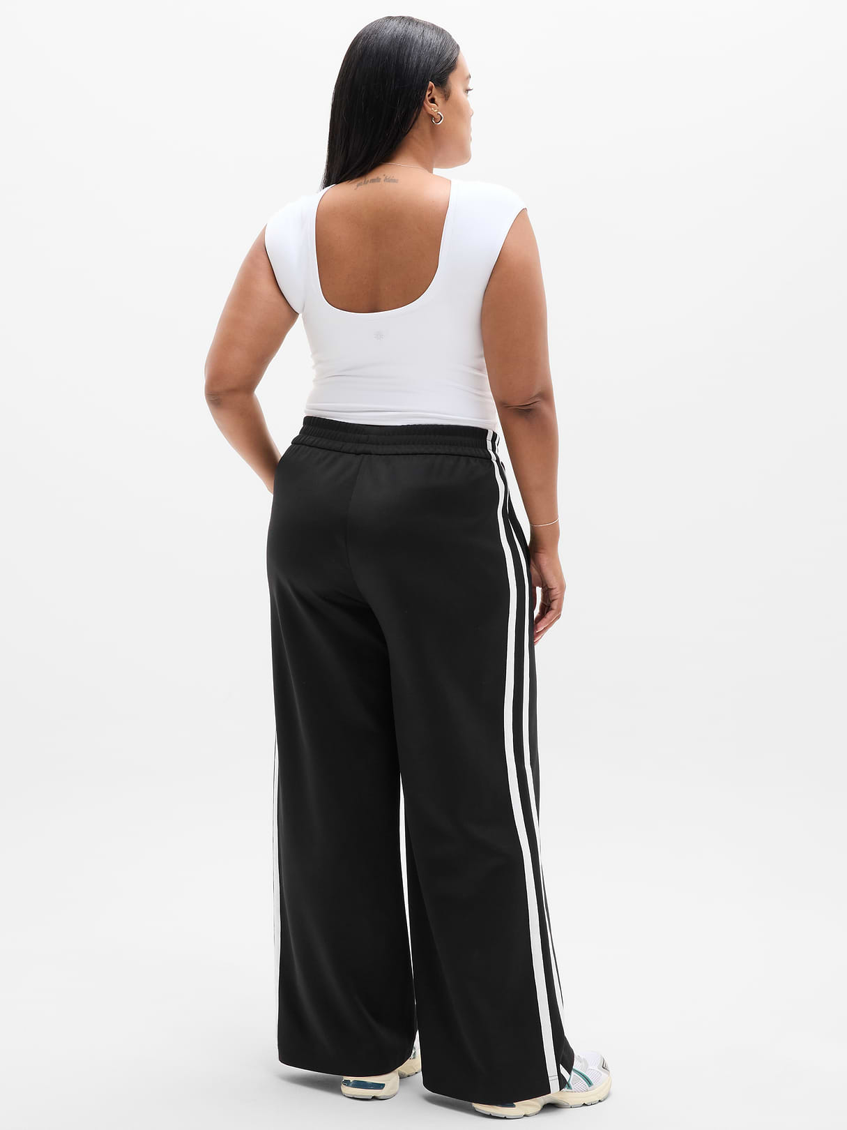Tempo Mid Rise Wide Leg Track Pant