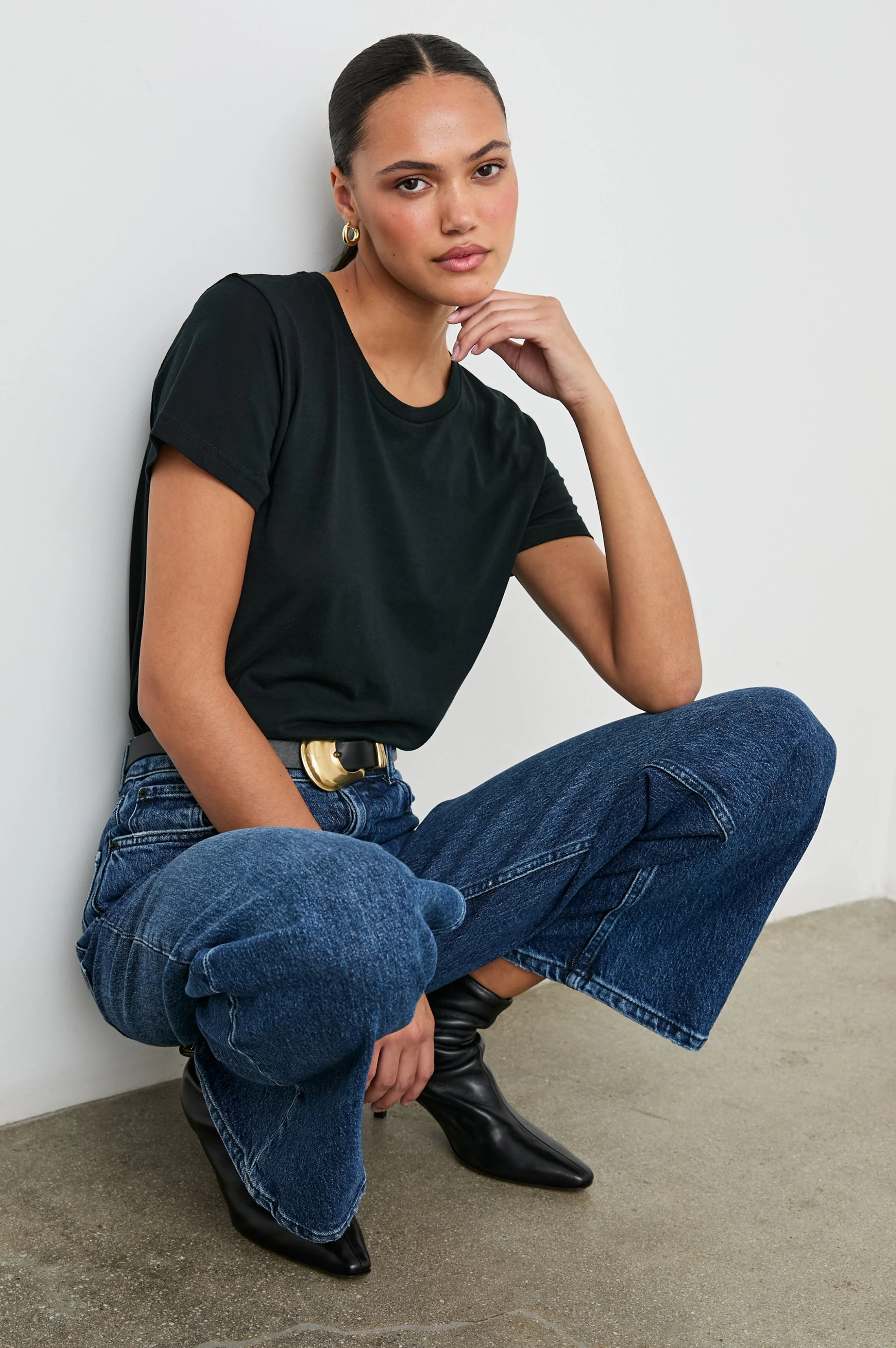 Classic Crew Neck T-Shirt - Black
