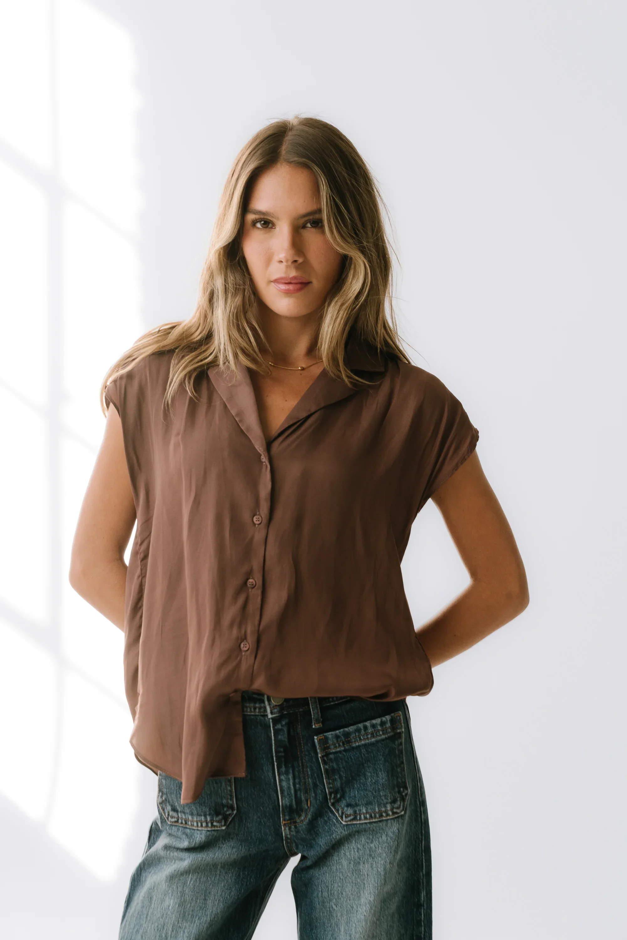 Poppy Collared Blouse in Red-Brown