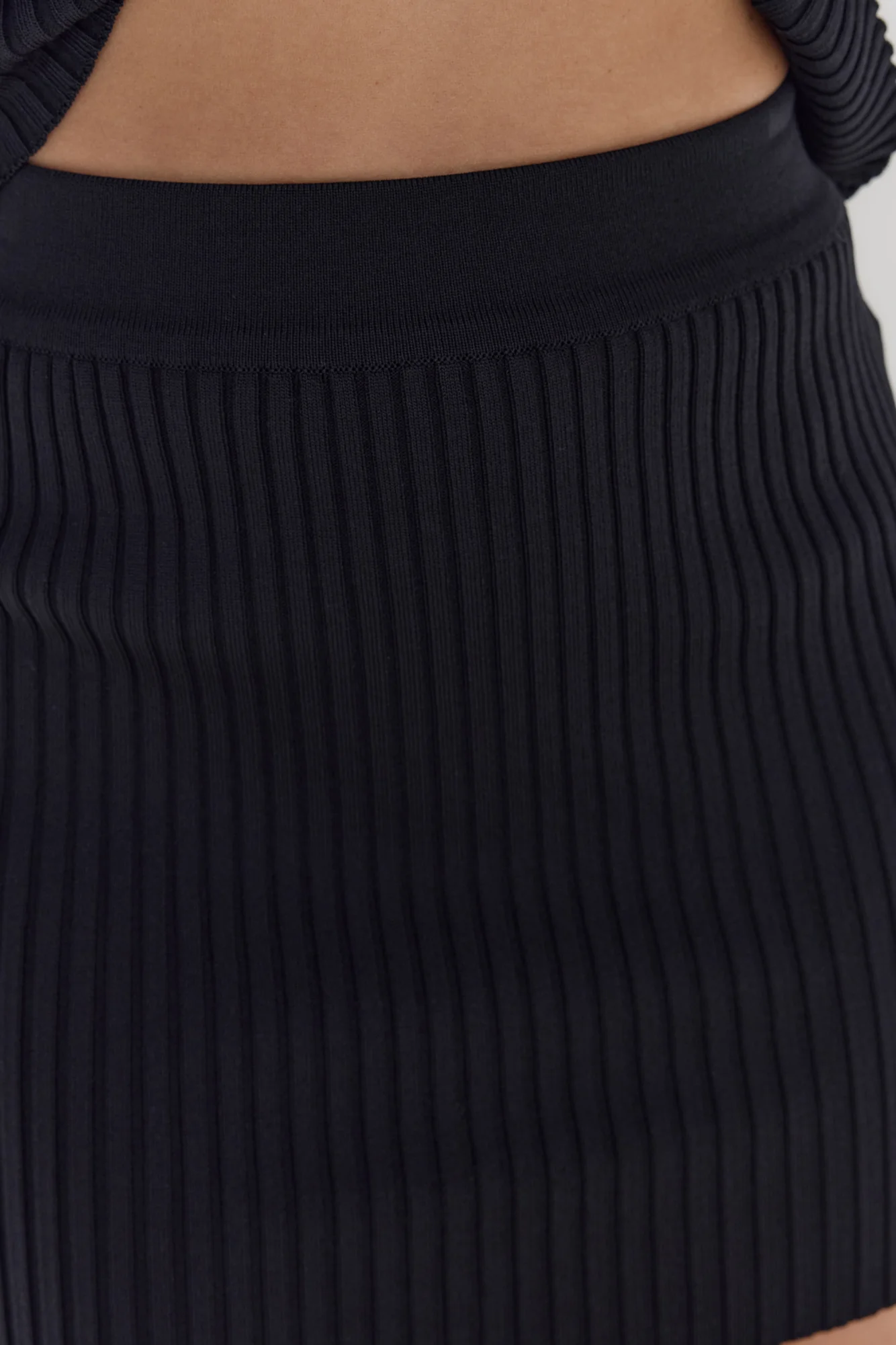 Snowdrop Knit Mini Skirt Black