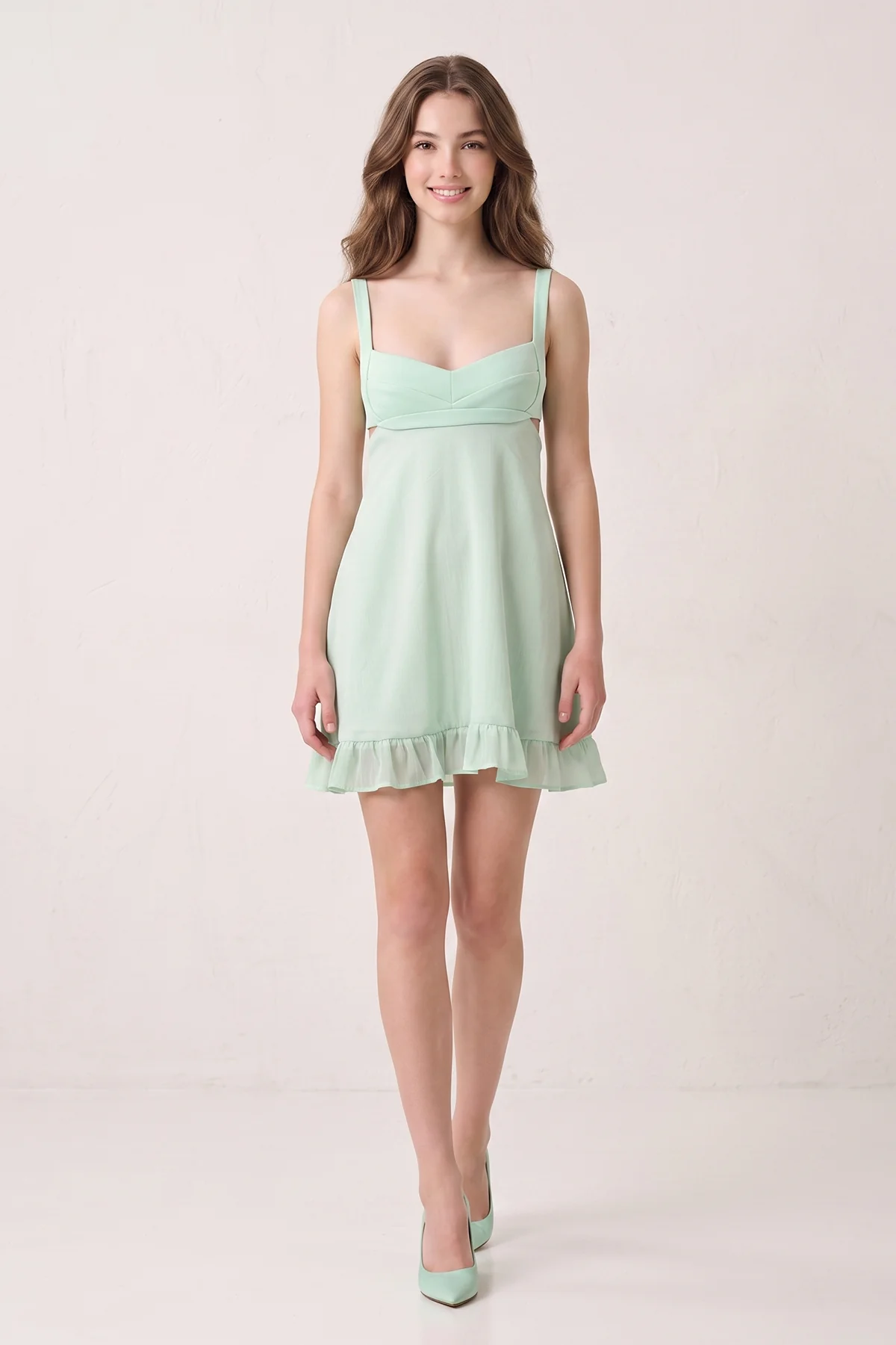 Mint Green Sweetheart Chiffon Ruffled A-Line Cut-Out Homecoming Dress