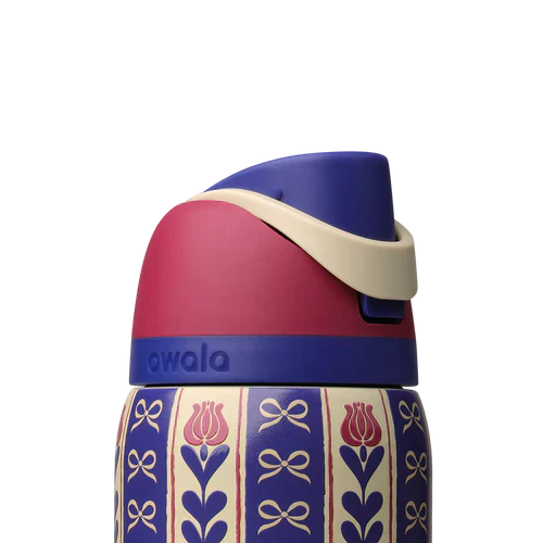 Owala Holiday Collection FreeSip® Holiday Hygge 32oz