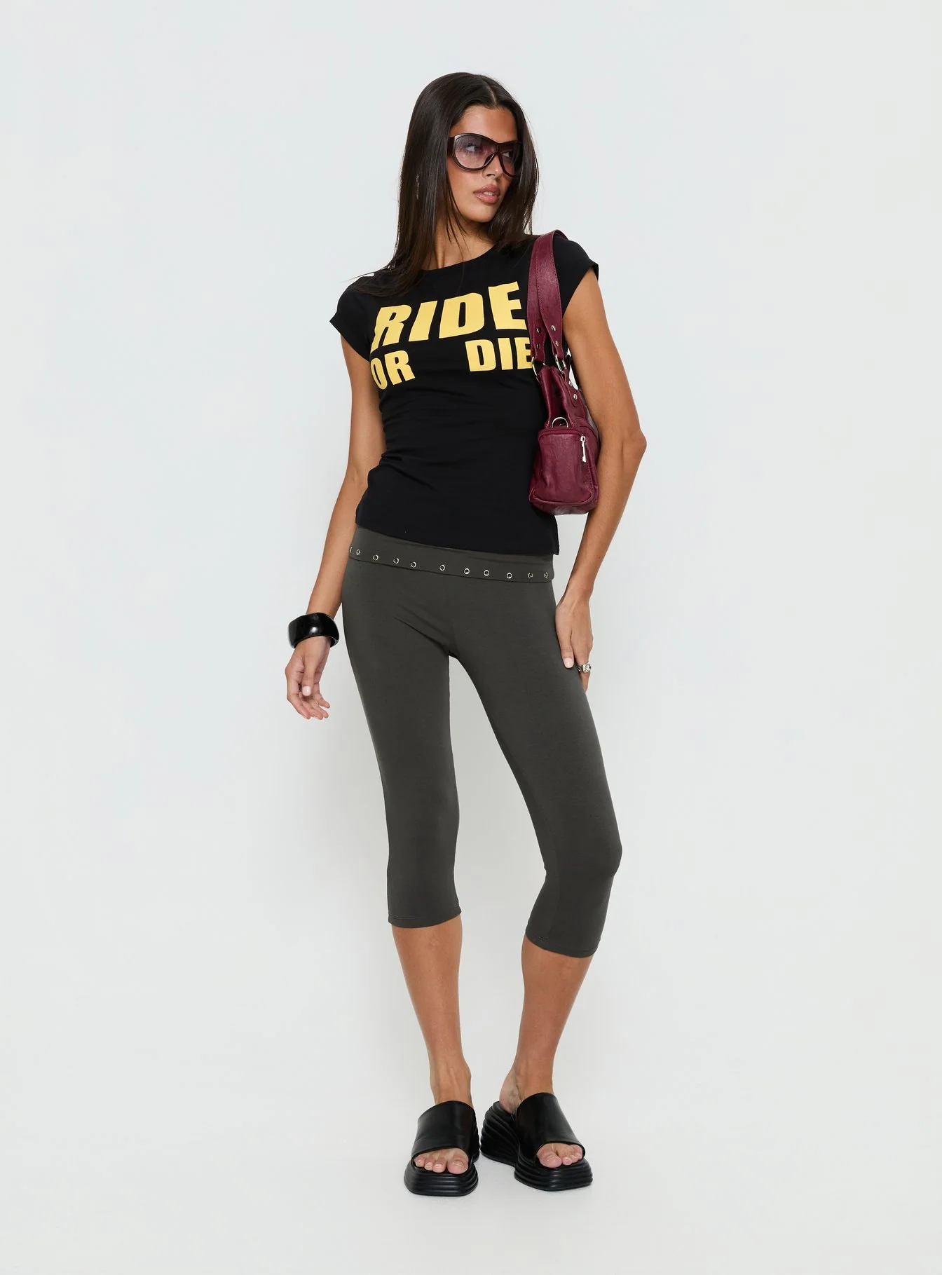 Enmu Capri Trouser Charcoal Grey