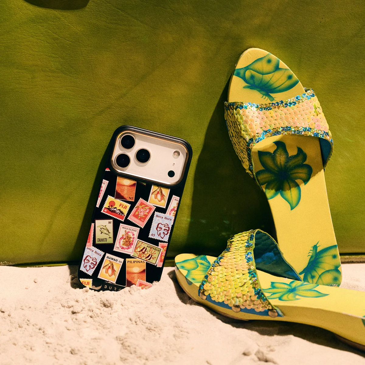 Paradise - iPhone 12 ケース