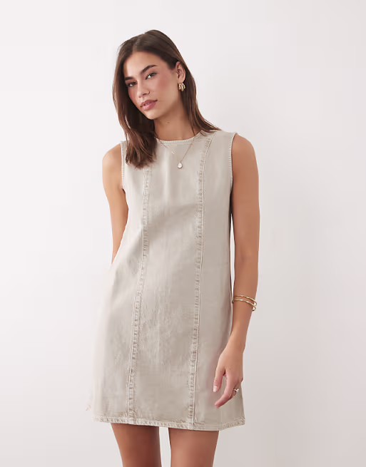 shift dress in taupe