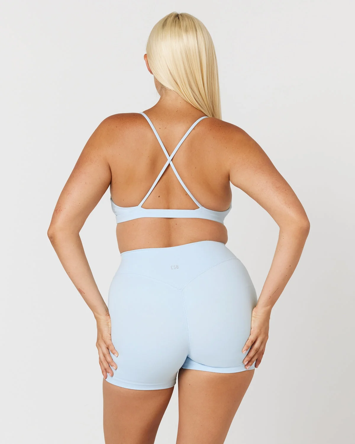 Form Noa Crop | Powder Blue