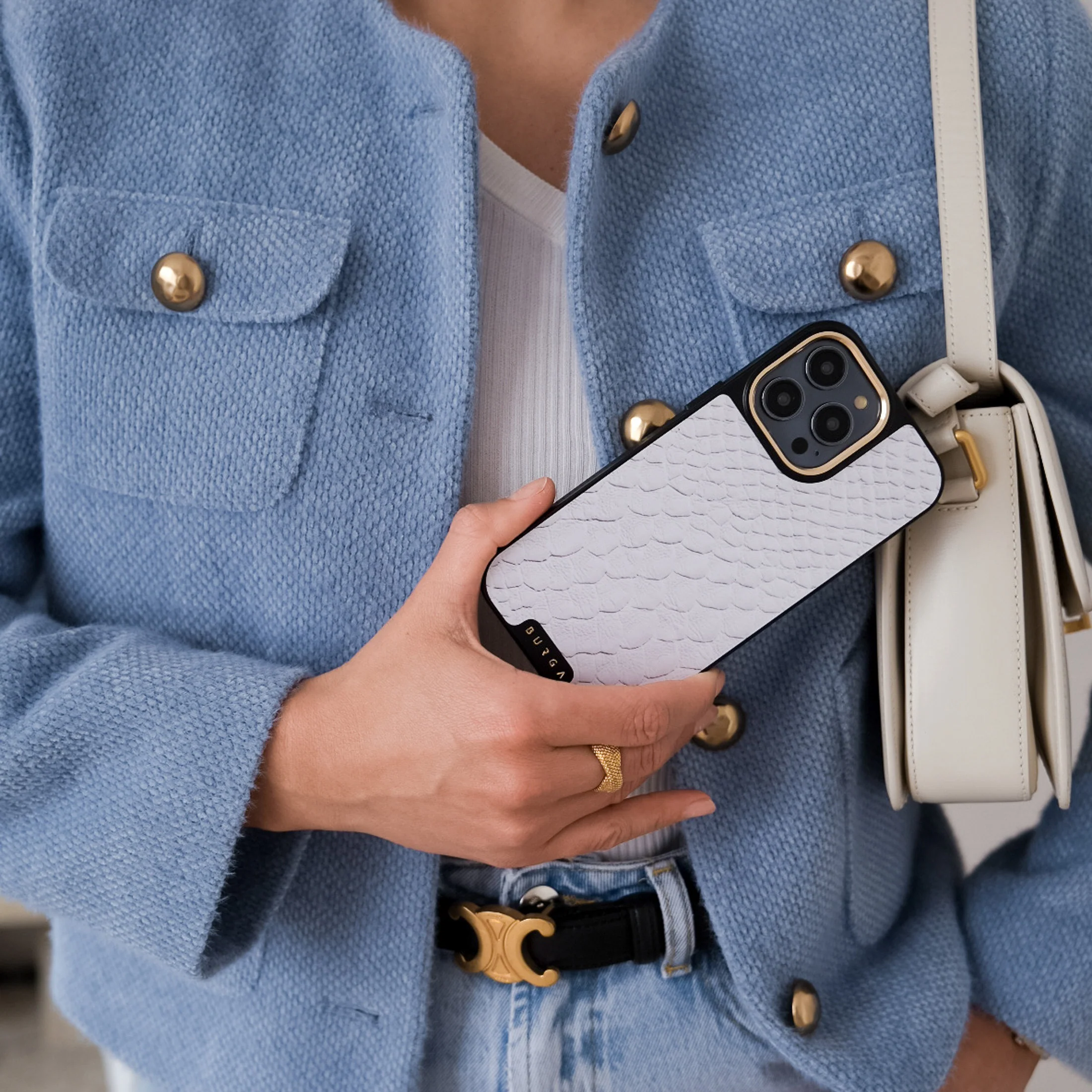 Glacial Desert - White Snakeskin iPhone 11 Pro Max ケース