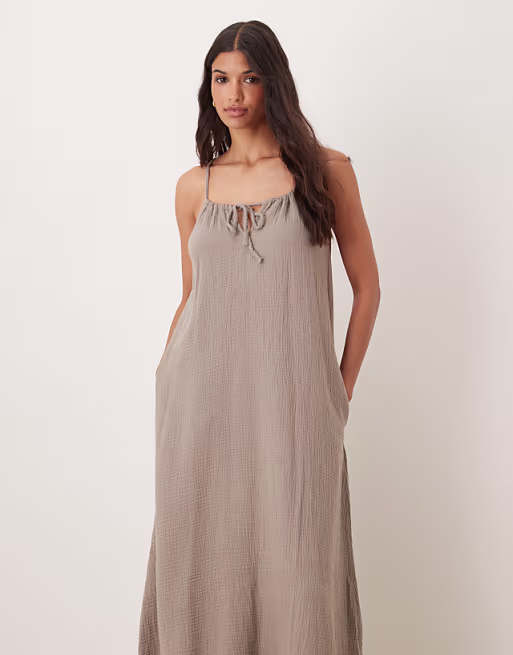 JDY cheesecloth sleeveless tie front maxi dress in brown
