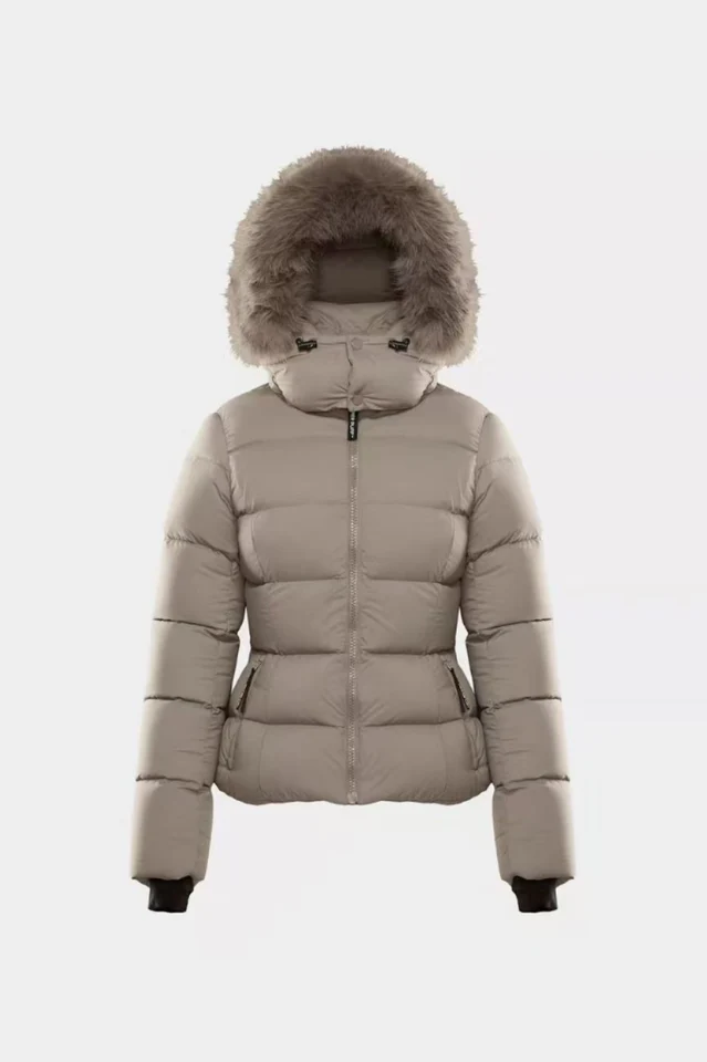 Aritzia The Supersnug Puff