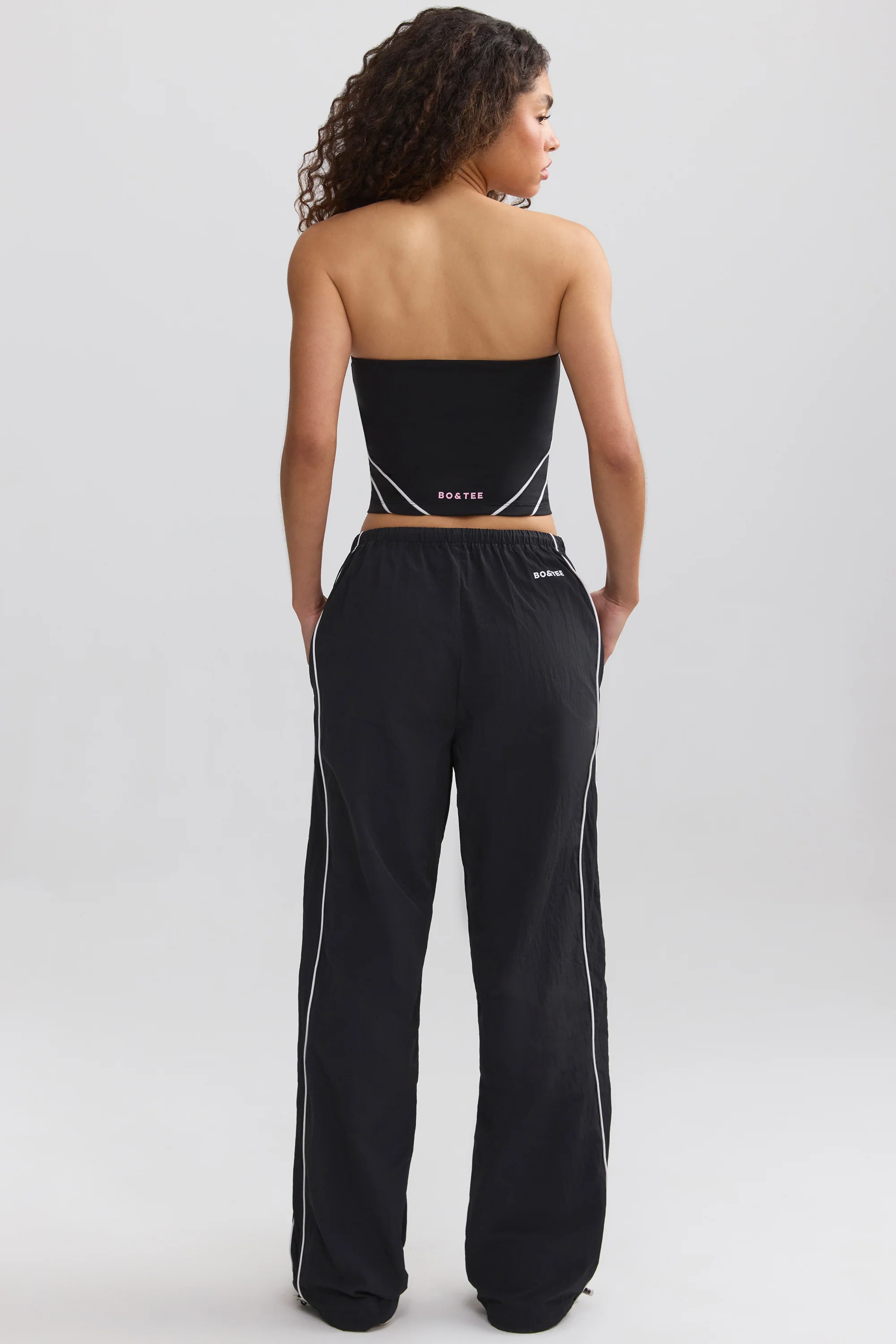 Water-Repellent Crinkled Wide-Leg Trousers in Black