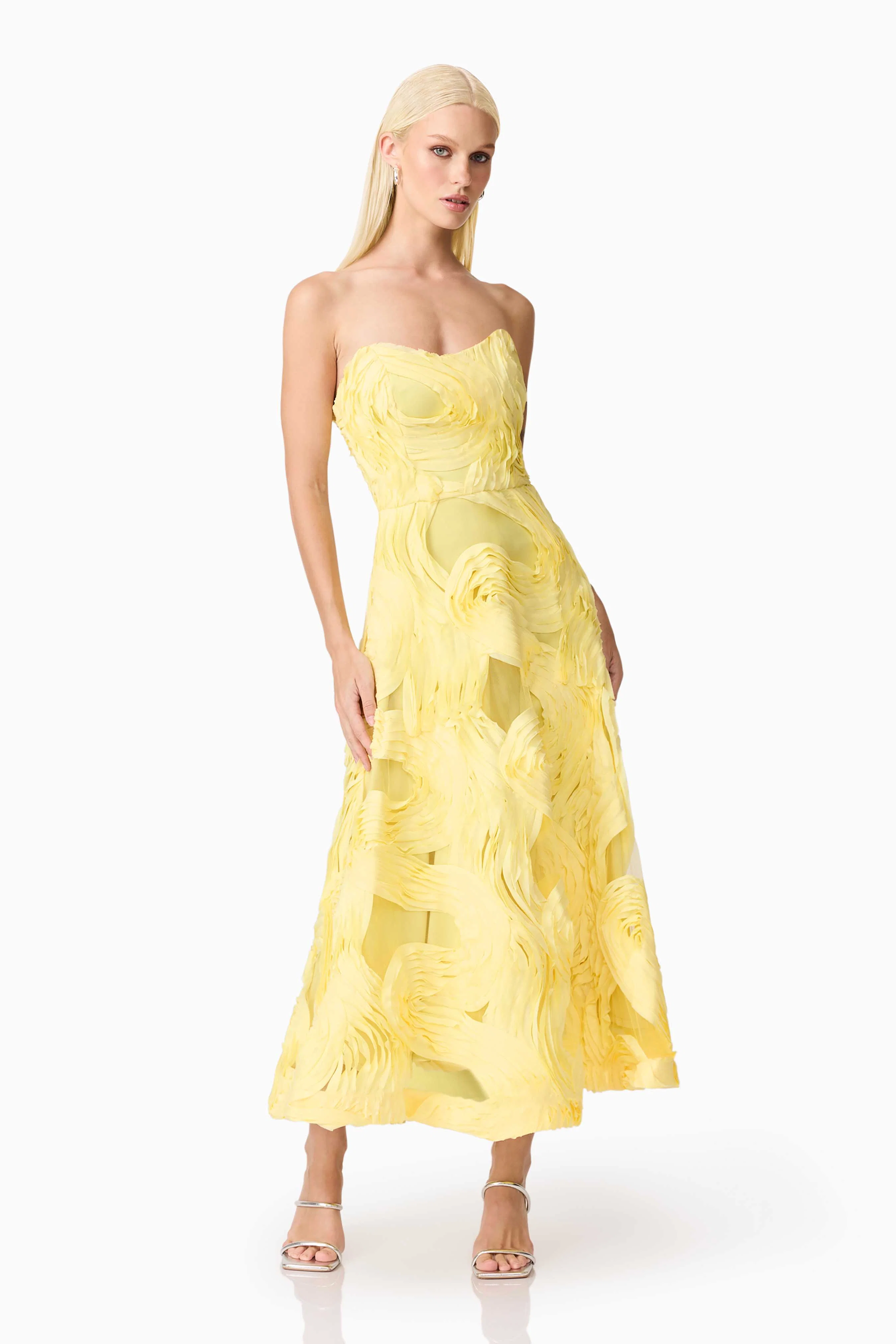 Asher Sweetheart Midi Dress in Yellow