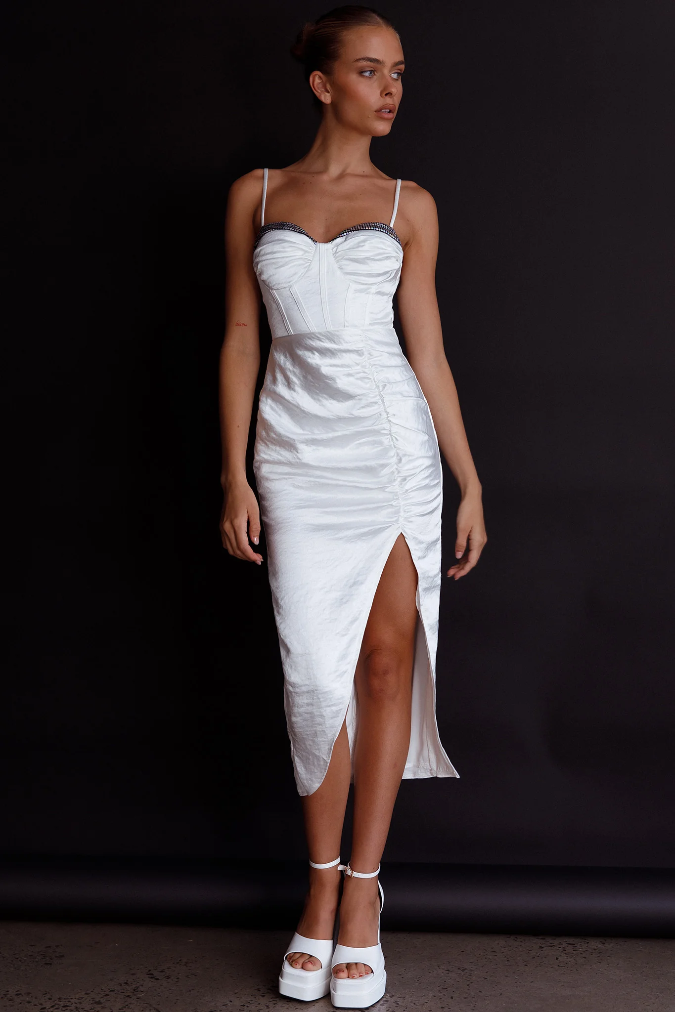 Fantasy Structured Bodice Ruched Midi Dress White