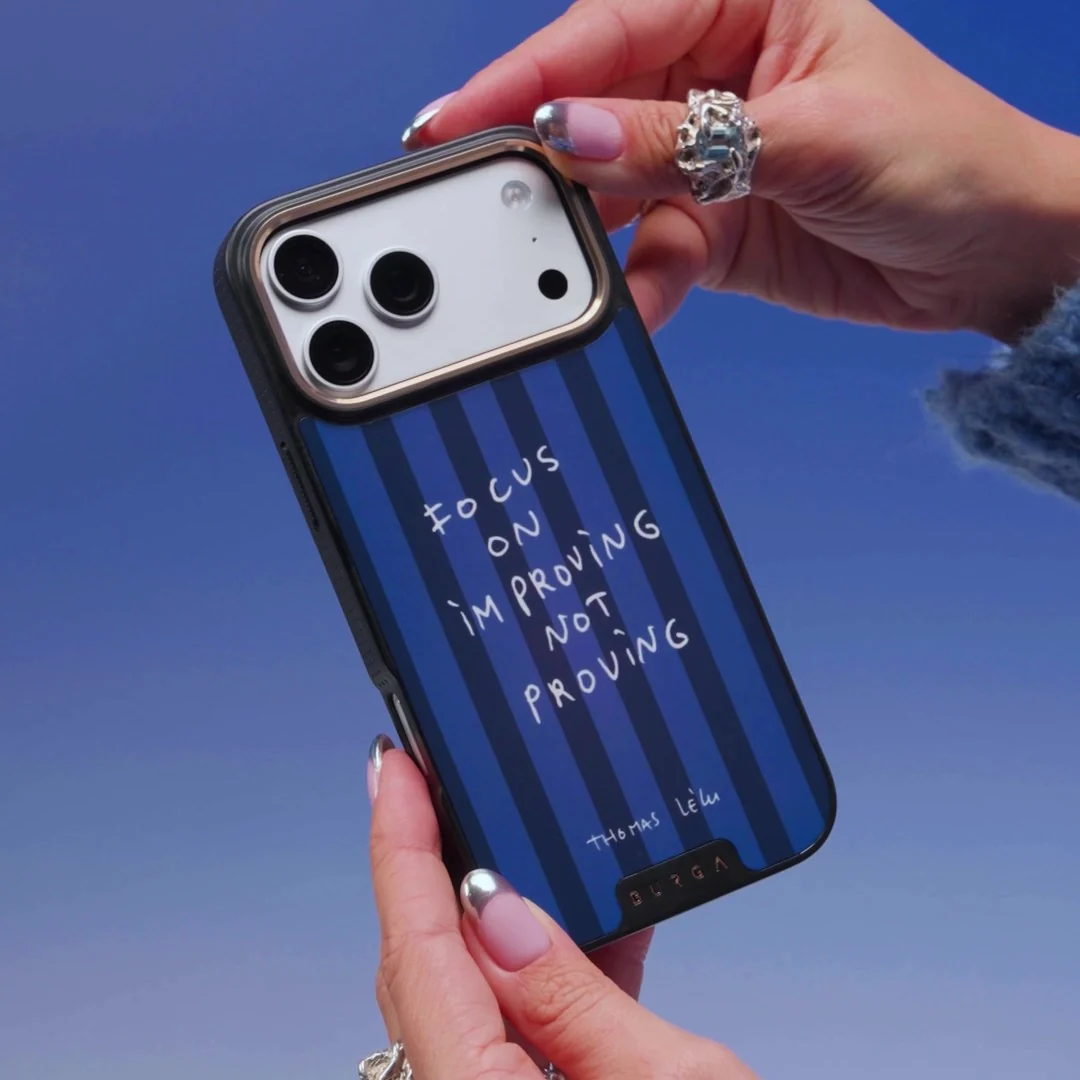 Focus On - iPhone 11 Pro ケース