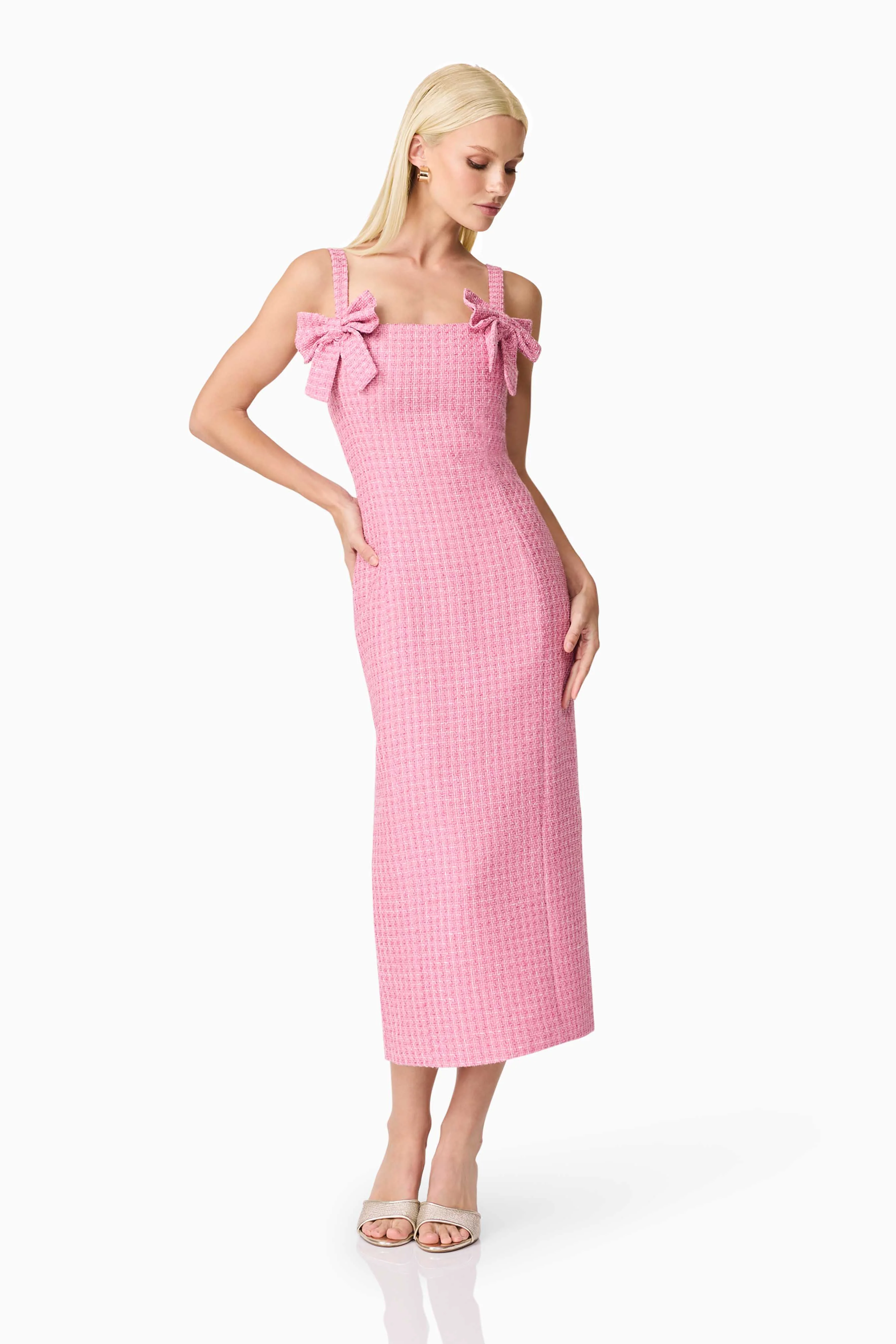 Alia Fitted Midi Dress In Pink