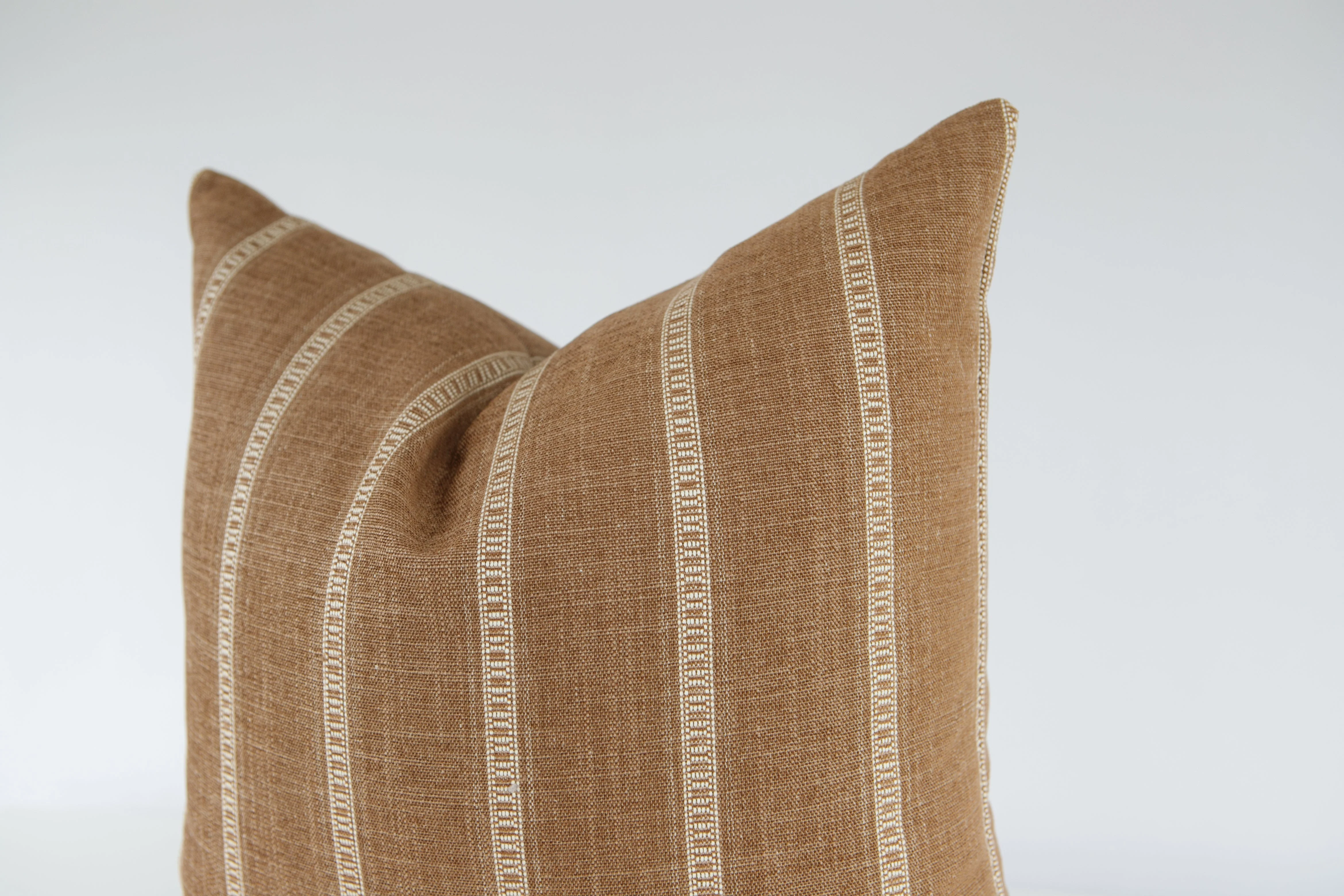 Kyrstan Pillow Cover - lemrro
