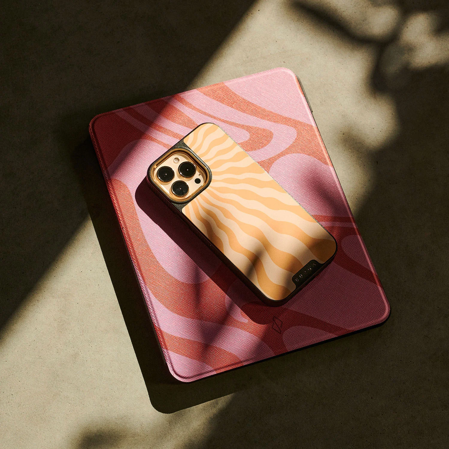 Sunny Bunny - iPhone 11 Pro Max ケース