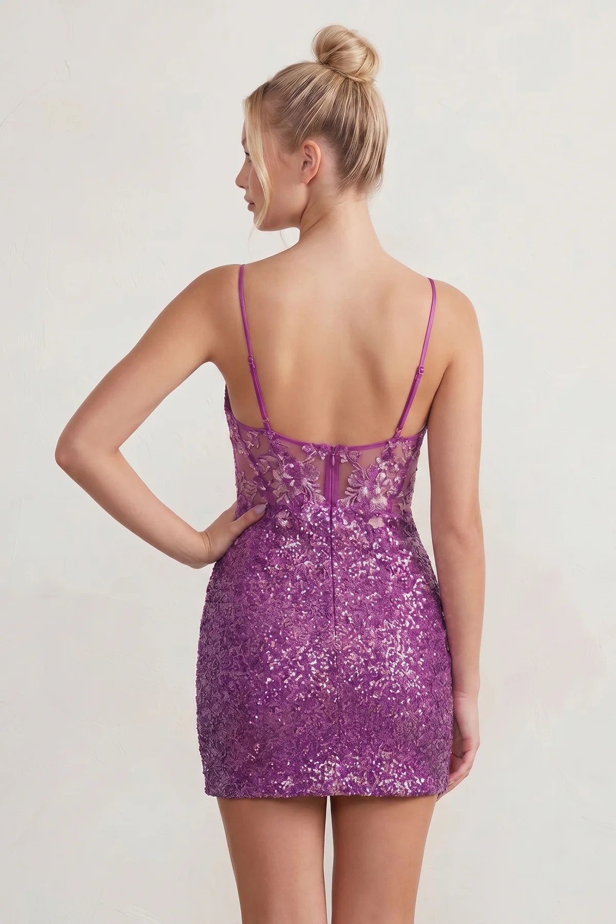 Sparkle Appliques Sequin Bodycon Lilac Mini Homecoming Dresses