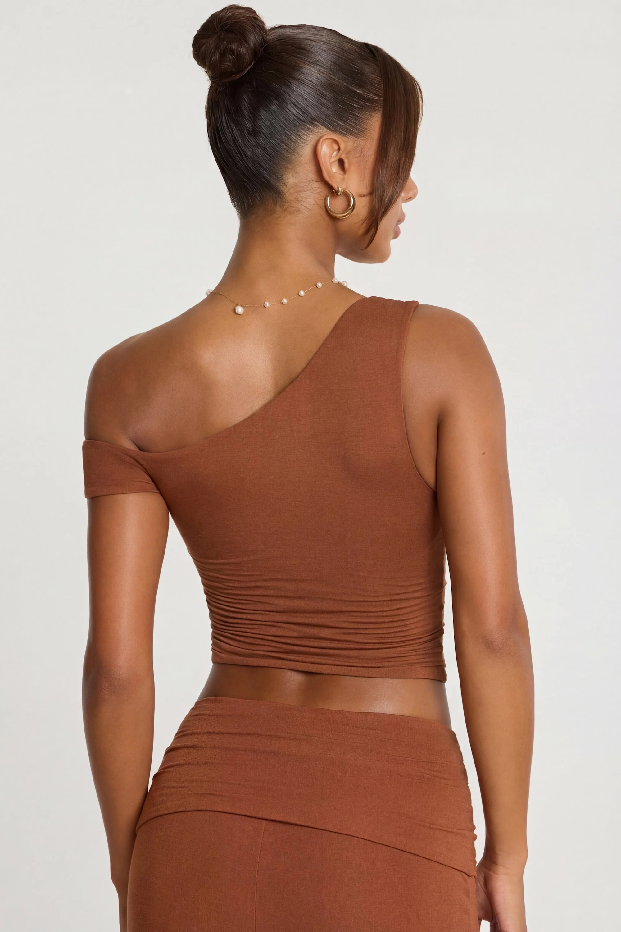 Mid Rise Modal Cashmere Blend Trousers in Chestnut Brown