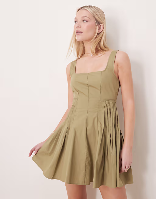 scoop neck pleat waist mini dress in deep putty
