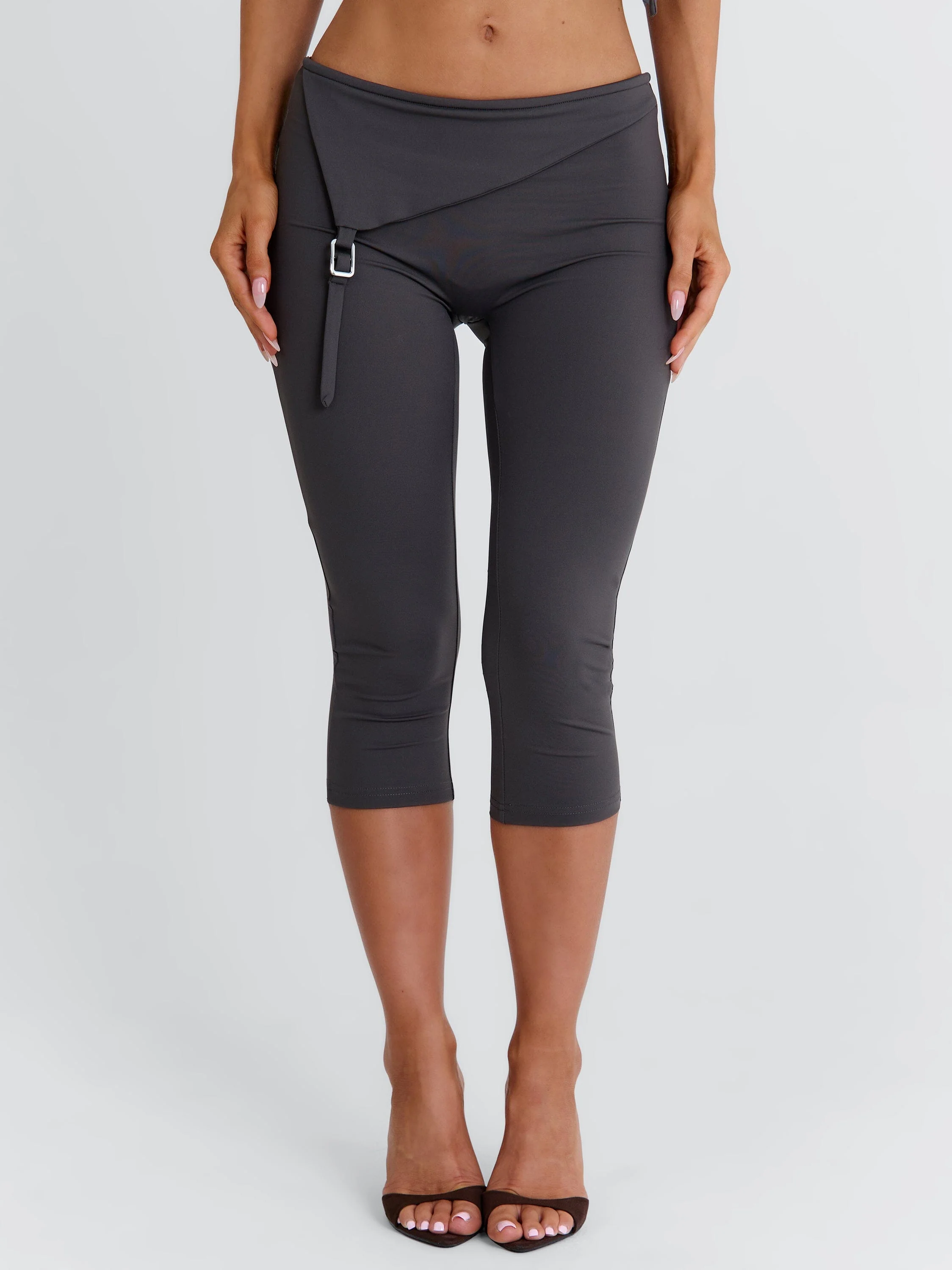 Juliett Capri Pants Dark Grey