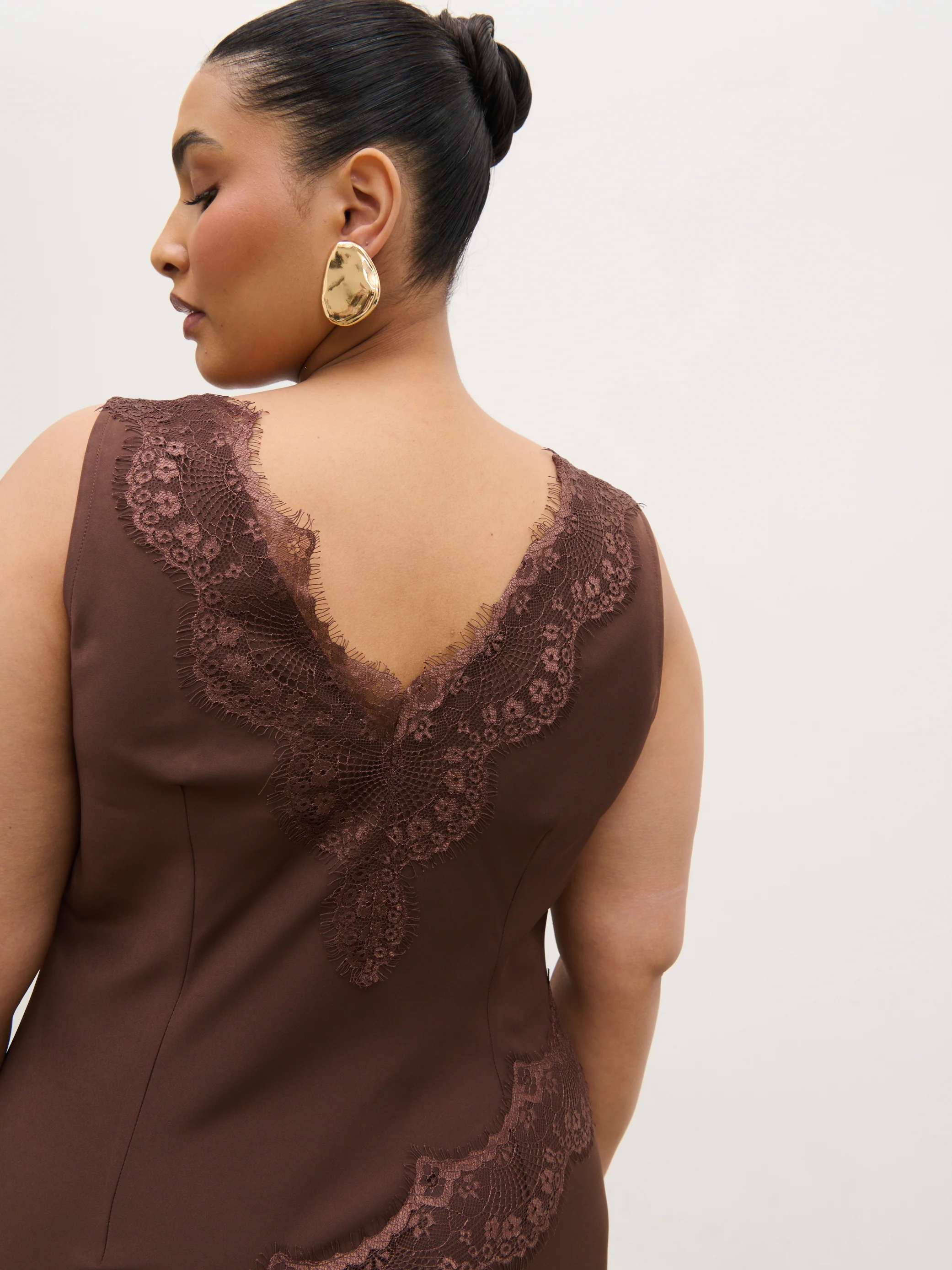 Robin Slip Lace Maxi Dress Curve - Chocolate Brown