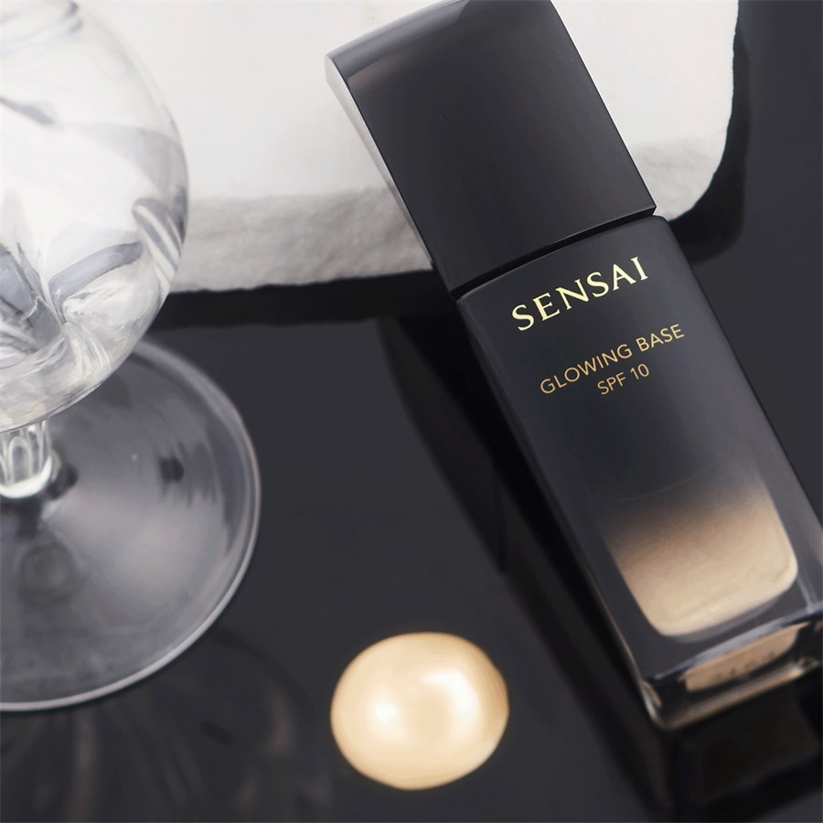SENSAI Foundations Glowing Base SPF10