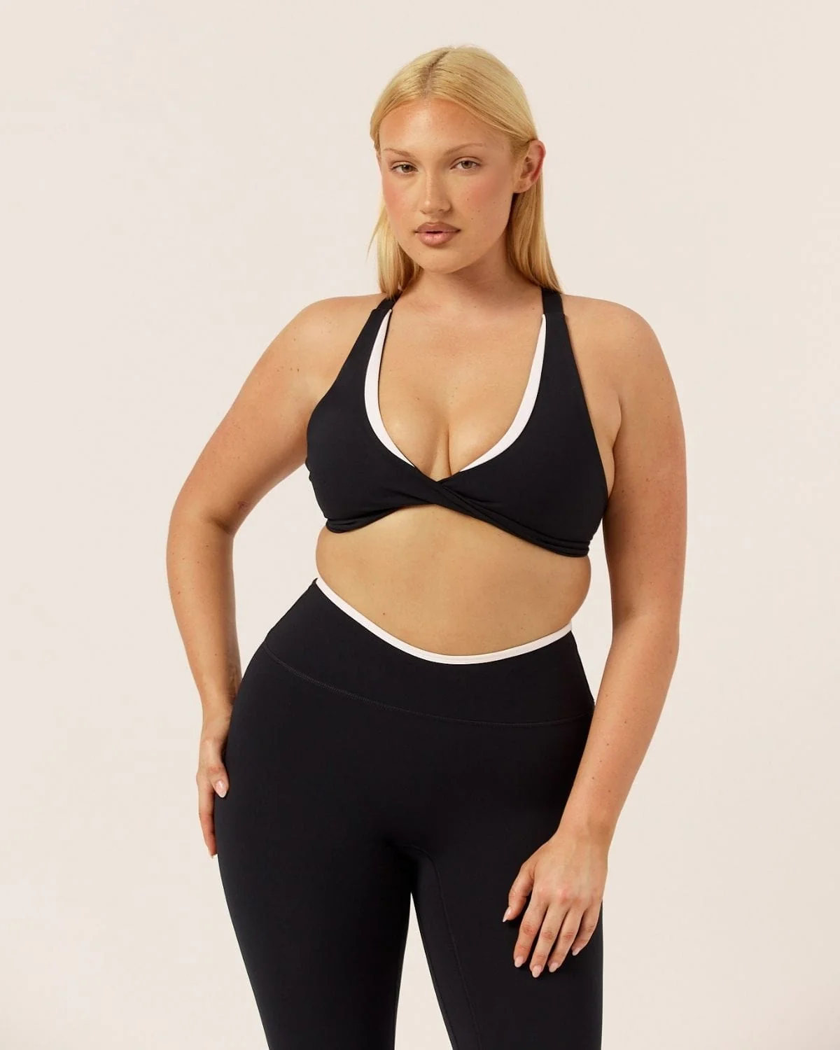 Serenity Sierra Crop | Black Two Tone