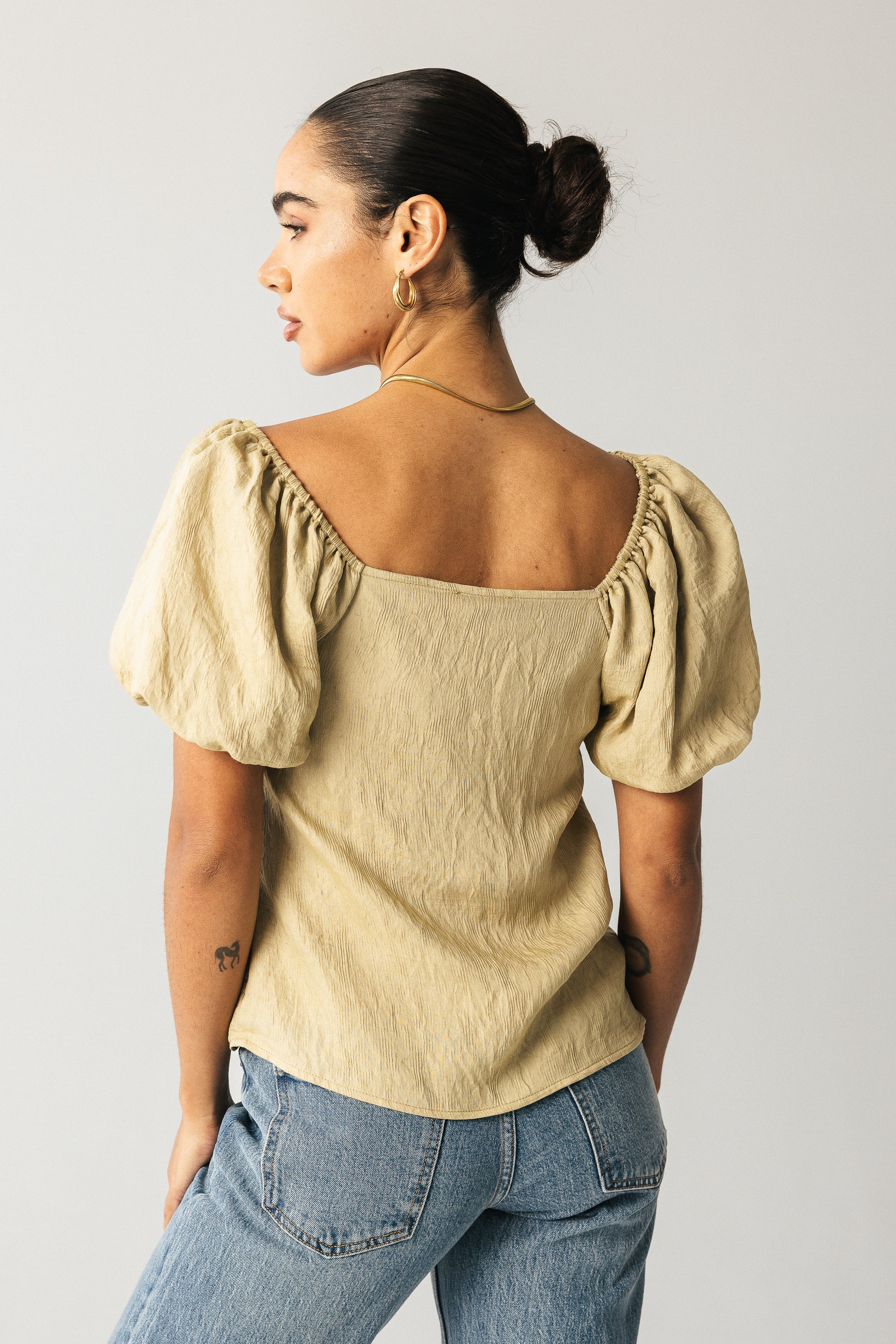 Anora Blouse in Khaki