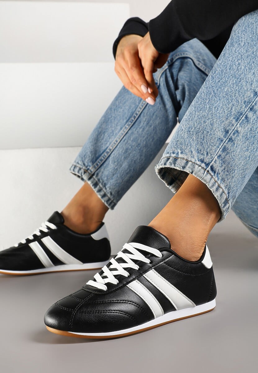 Czarne Sneakersy Typu Tenisówki z Paseczkami Liantina