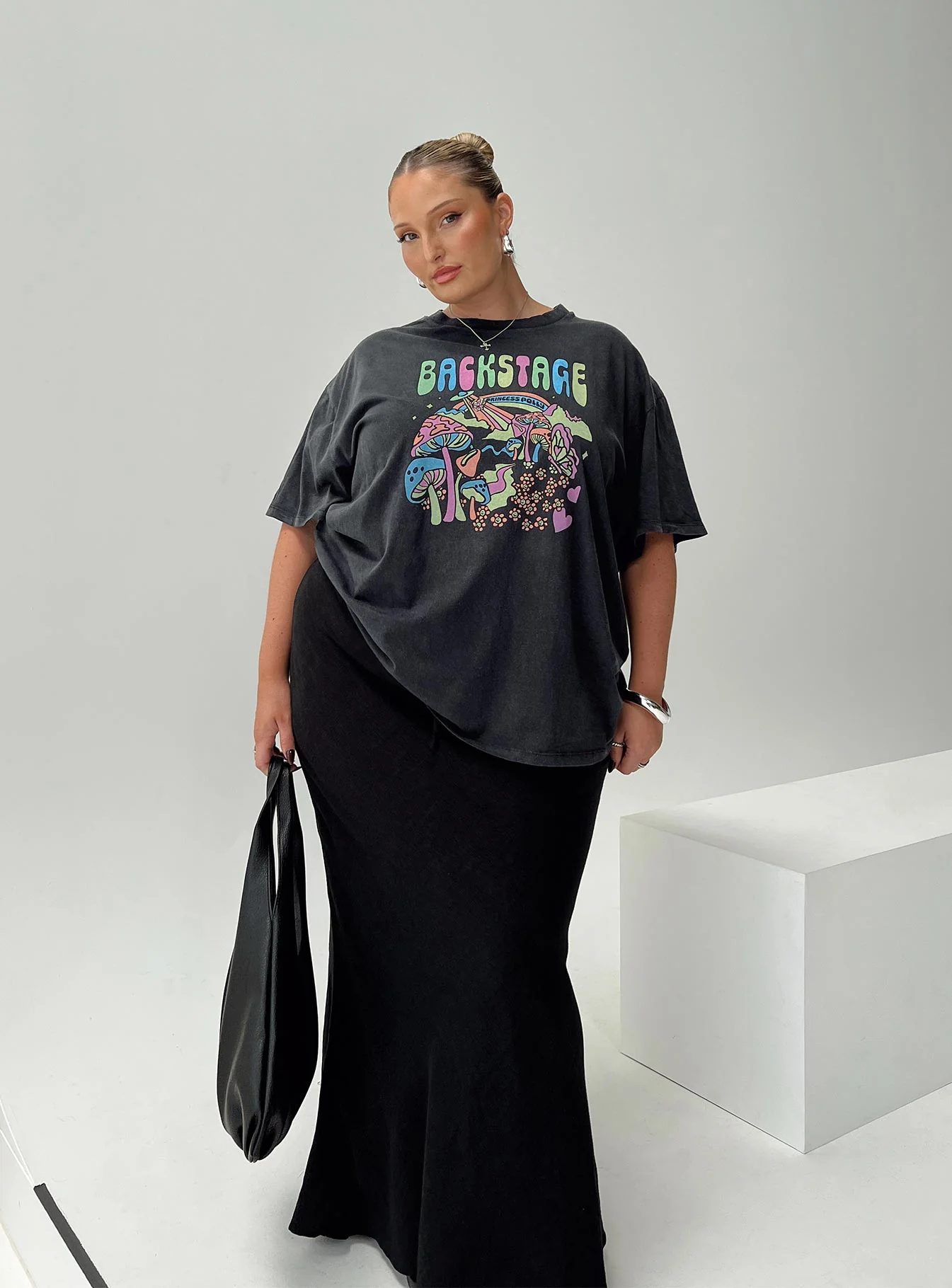 Playground Oversized Tee Curve