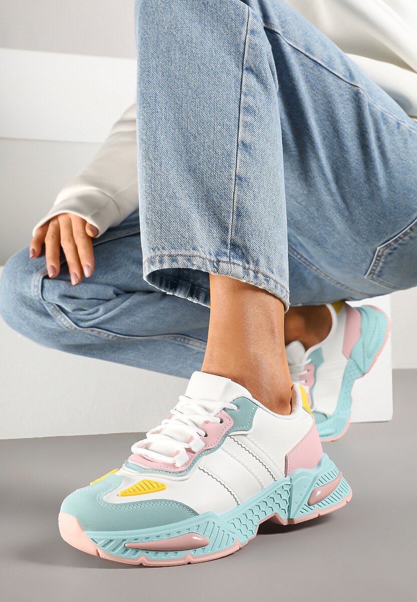 Biało-Zielone Sneakersy w Streetwearowym Stylu z Ozdobnymi Przeszyciami Isallena