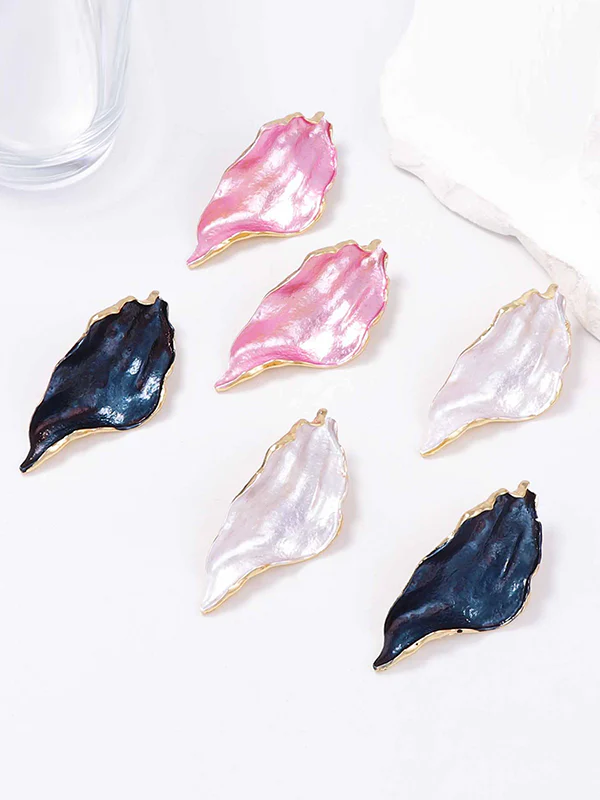 Irregularity Leaves Print Pleated Earrings Accessories