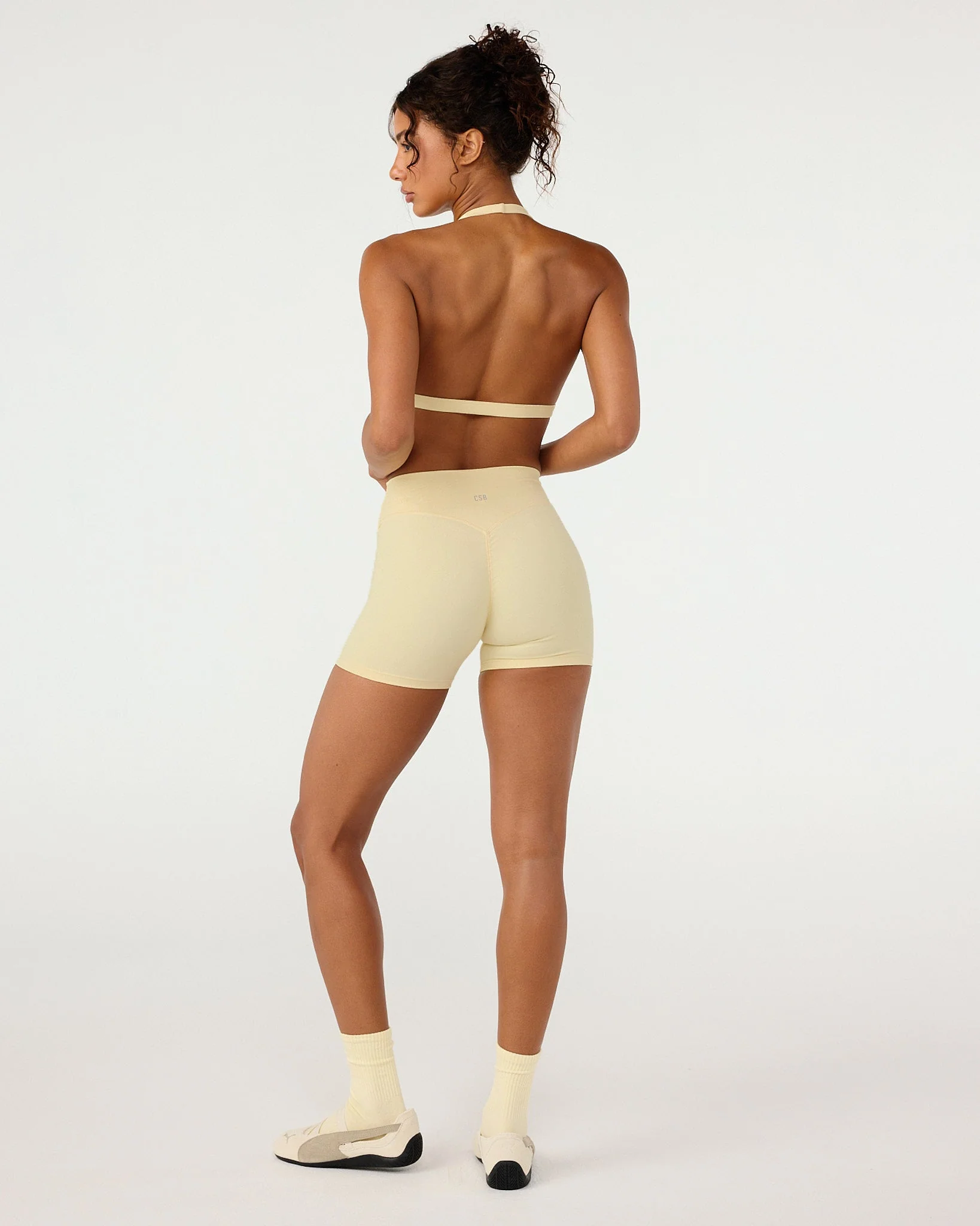 Form Invisible Scrunch Shorts 4