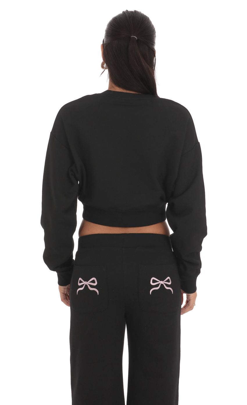 Cropped Jumper in Black