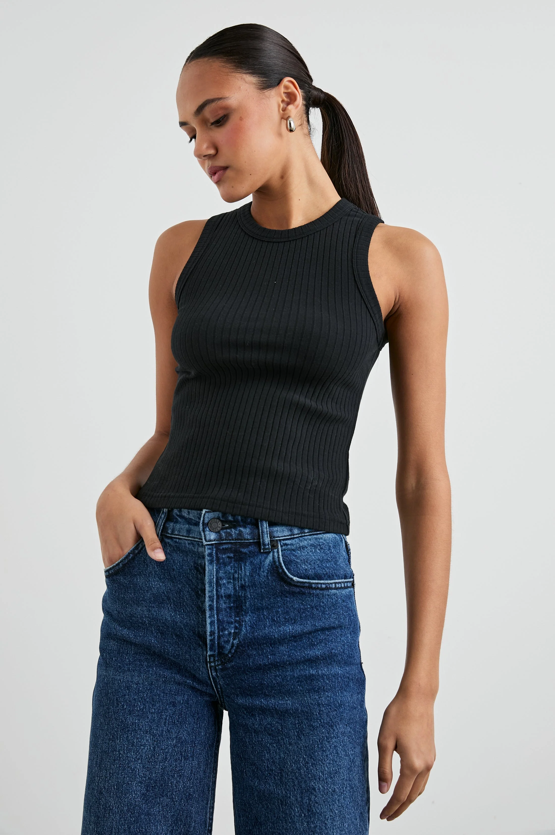 The Racer Tank - True Black