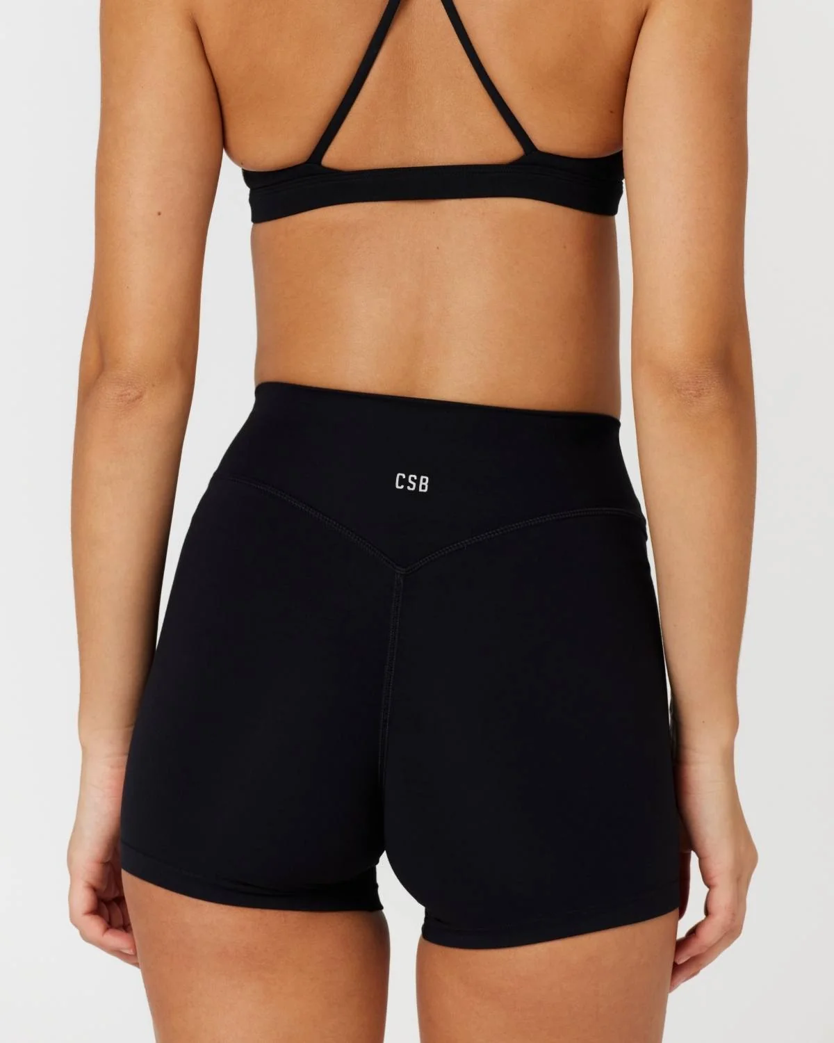 Form Invisible Scrunch Shorts 4