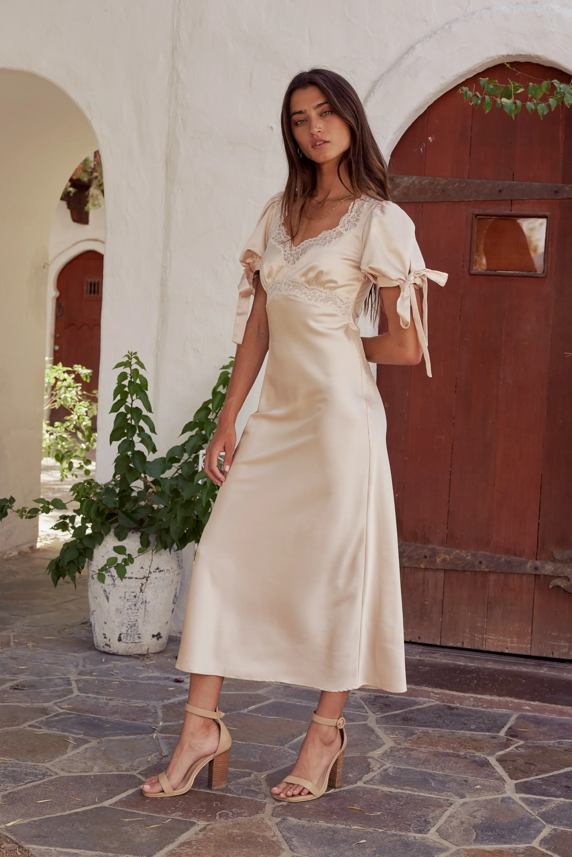 Amanda Lace Trim Maxi Dress in Blush