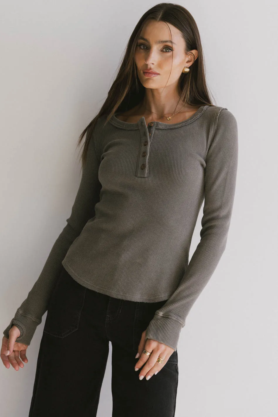 Conrad Fitted Waffle Tee in Olive