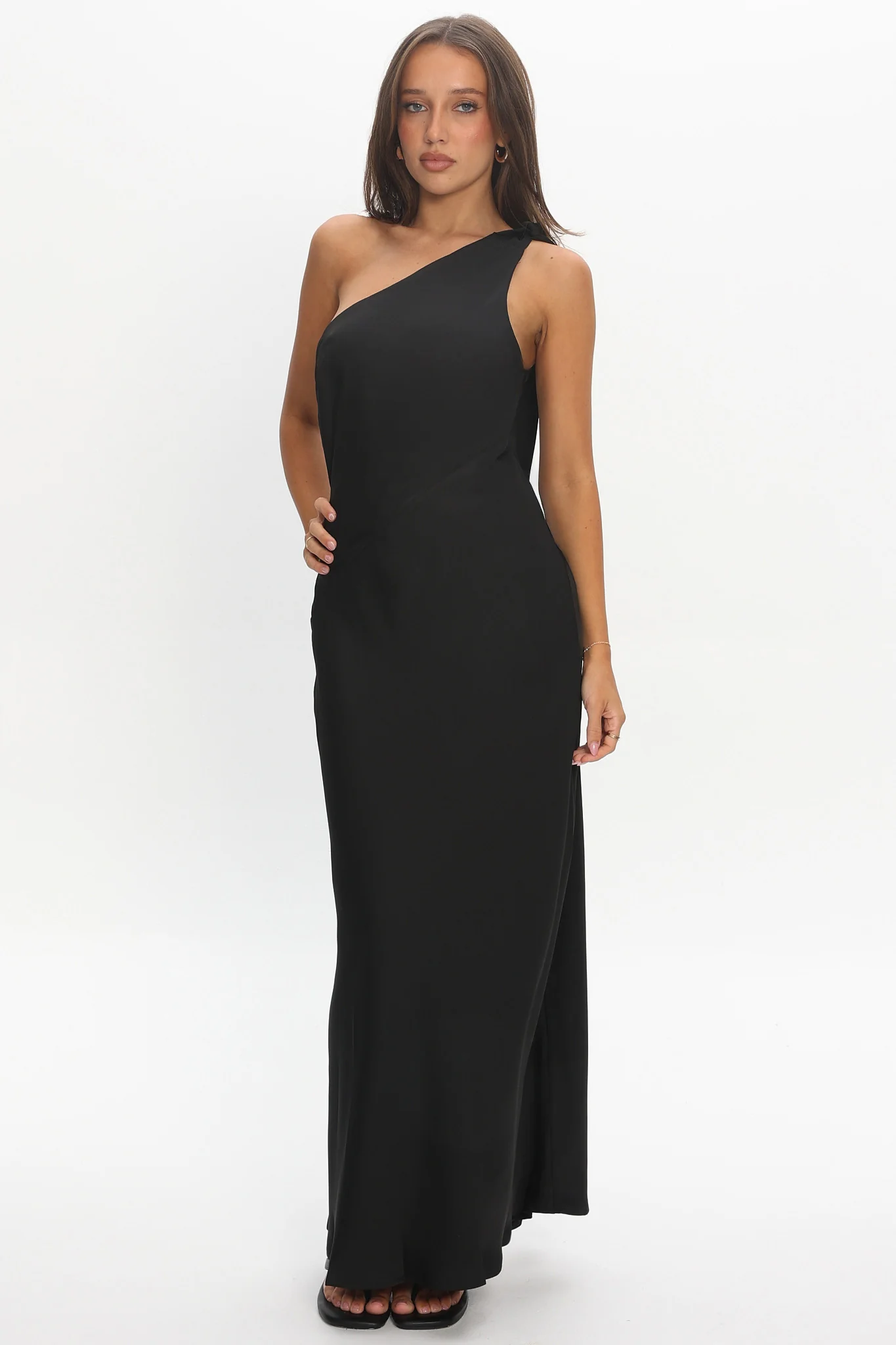 Robertah One-Shoulder Bow Maxi Dress Black - luluinthesky