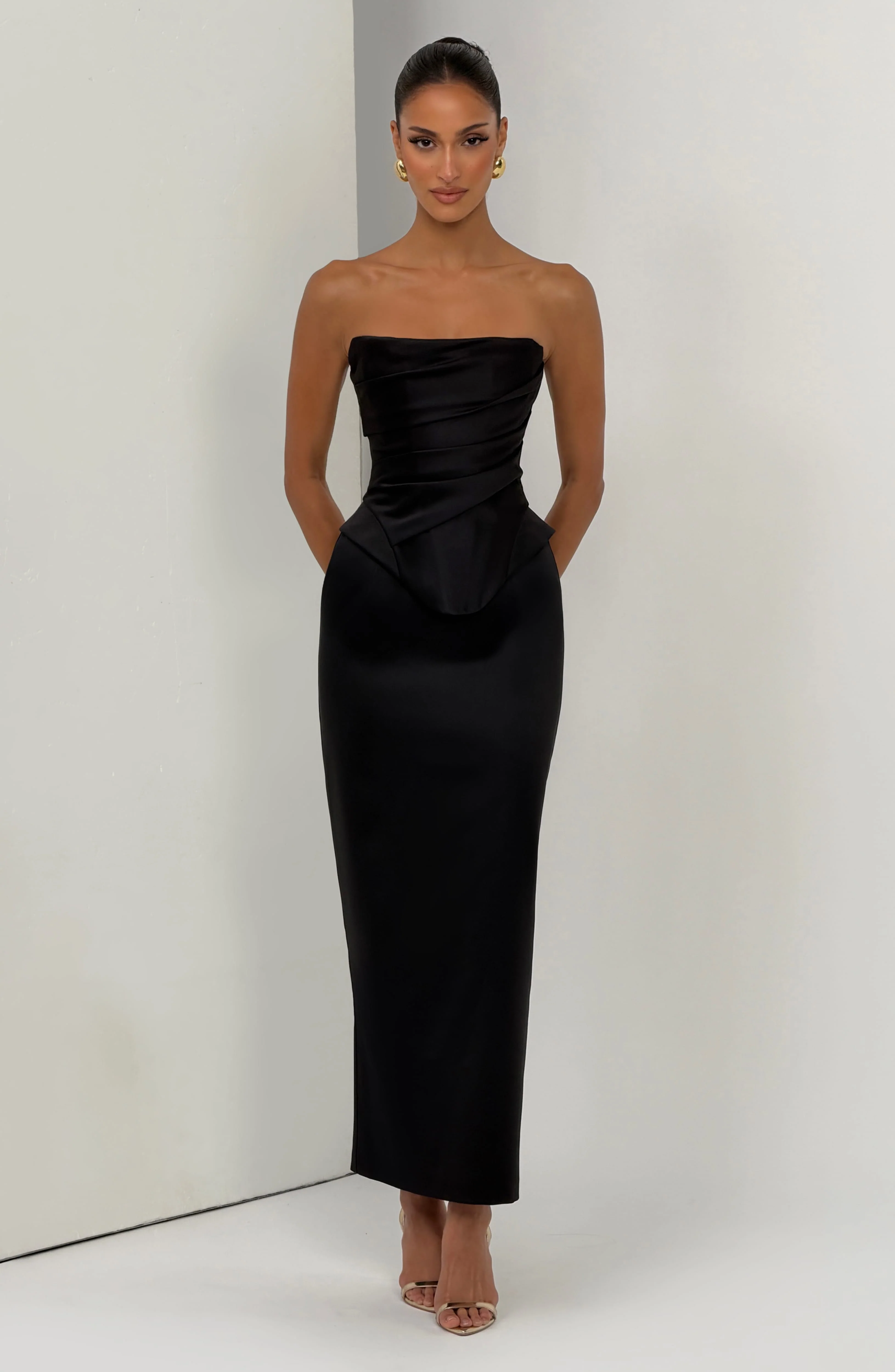 Calliope Midi Skirt - Black