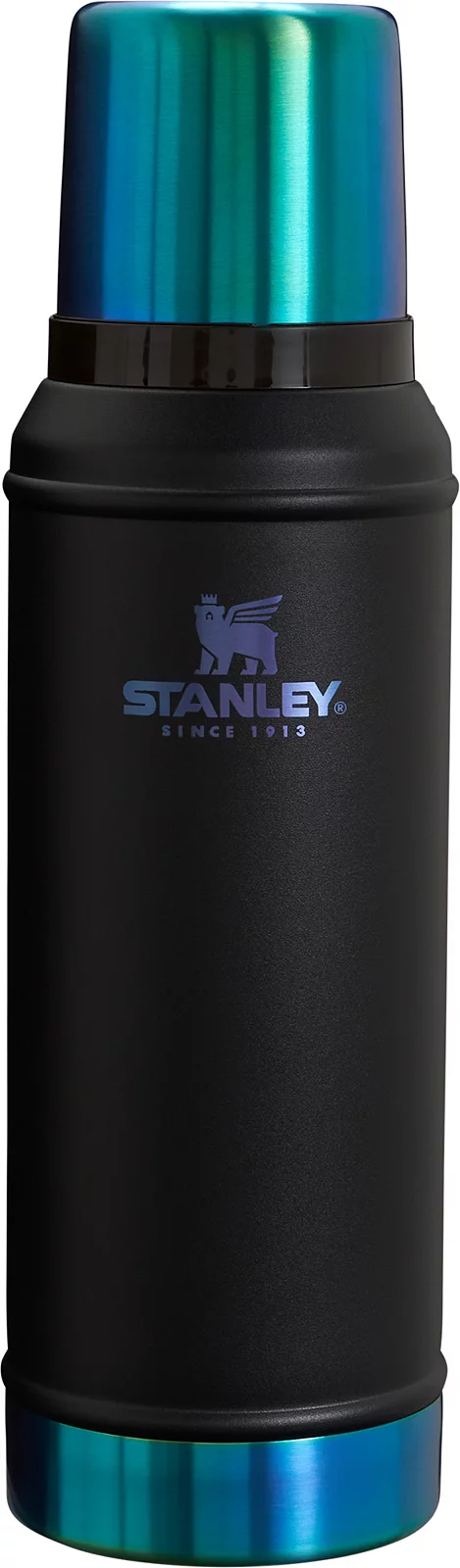 Stanley 1.0 Quart Classic Legendary Bottle - Black Chroma