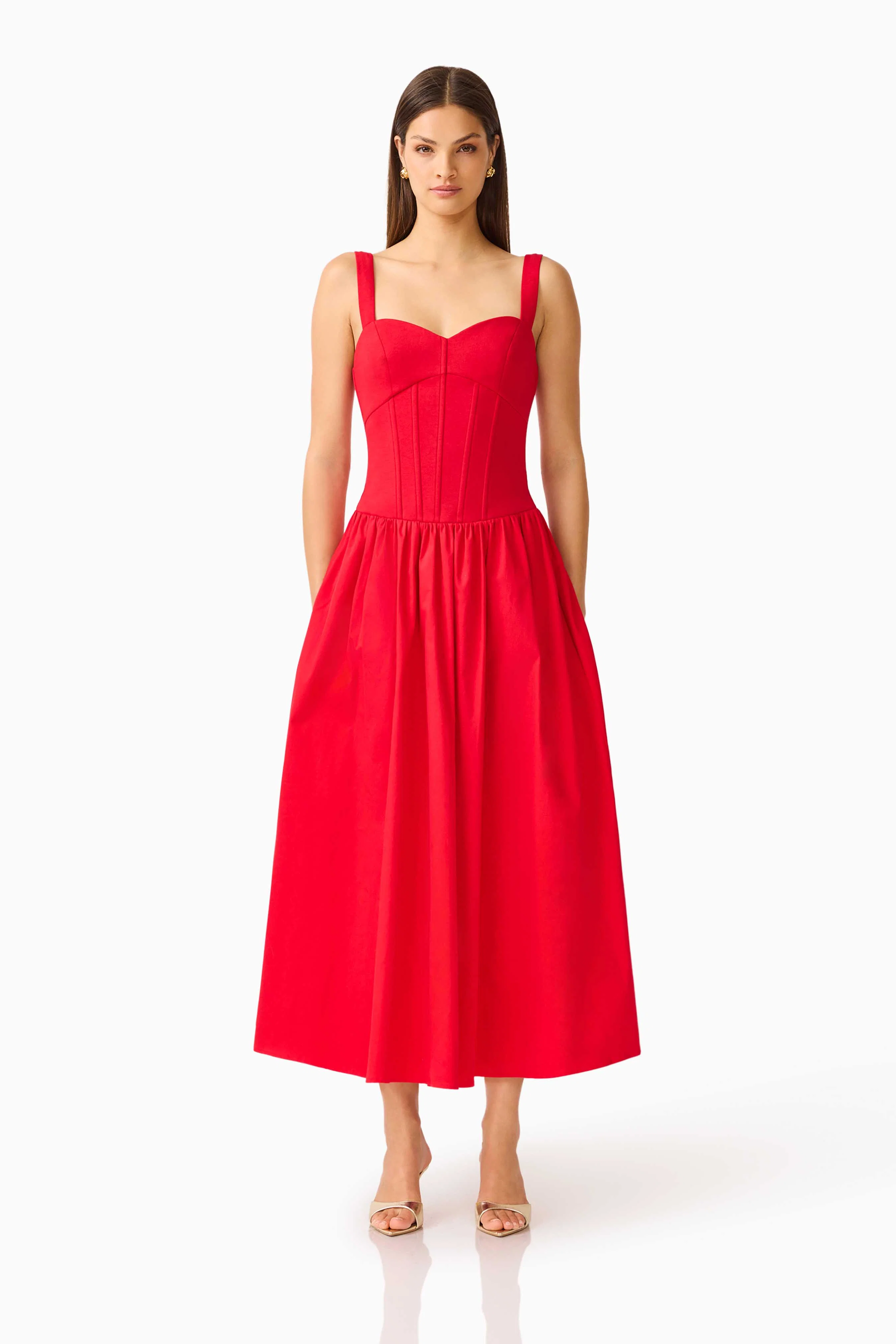 CURAAE Aris Sweetheart Midi Dress in Red